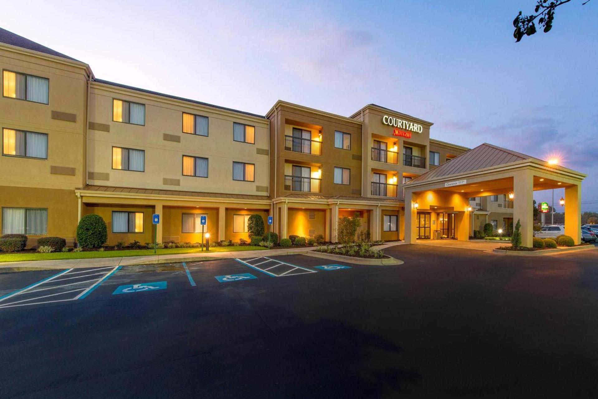 Courtyard by Marriott Albany — hotel in Albany