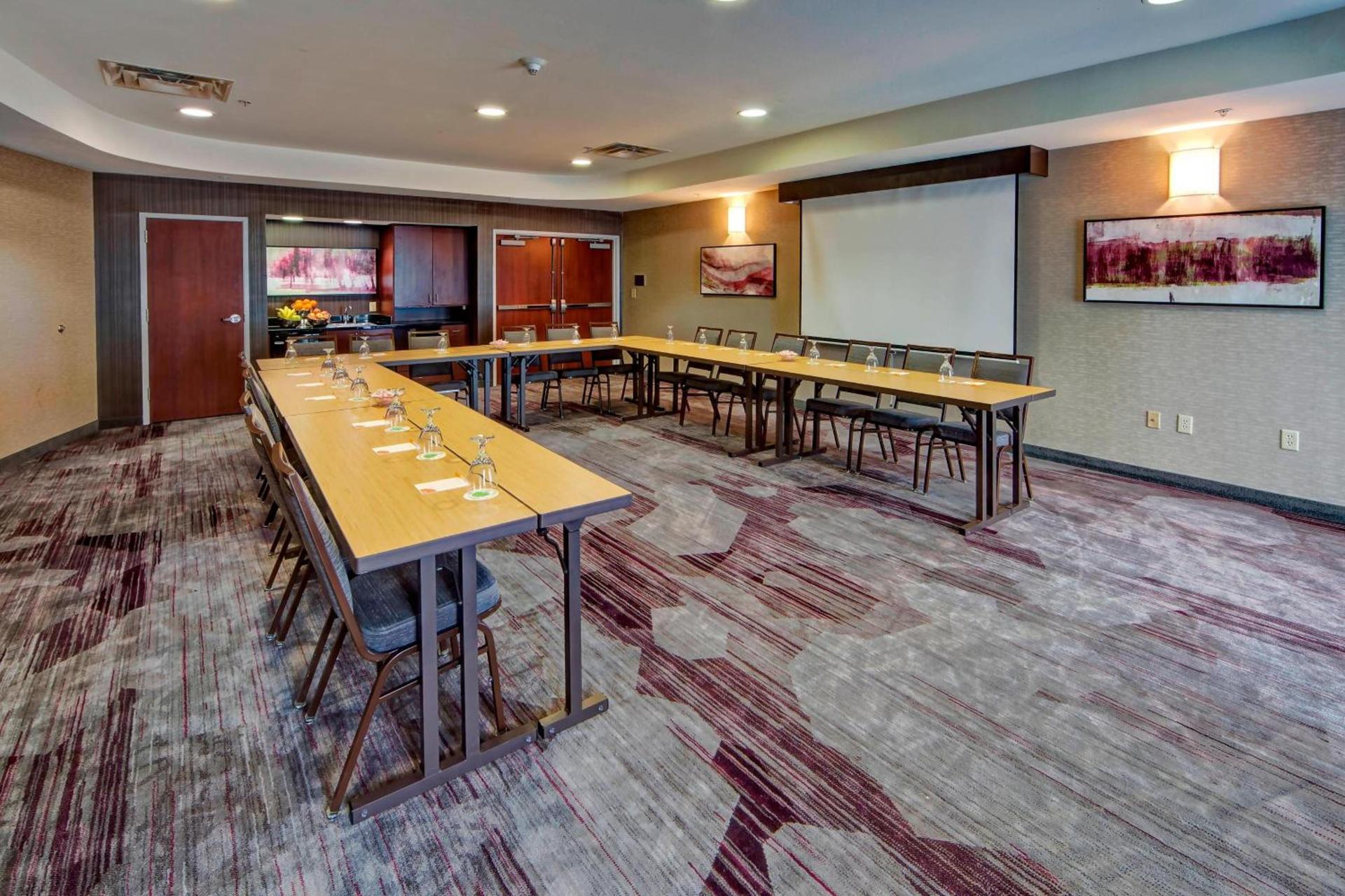 Courtyard by Marriott Memphis Southaven photo 31