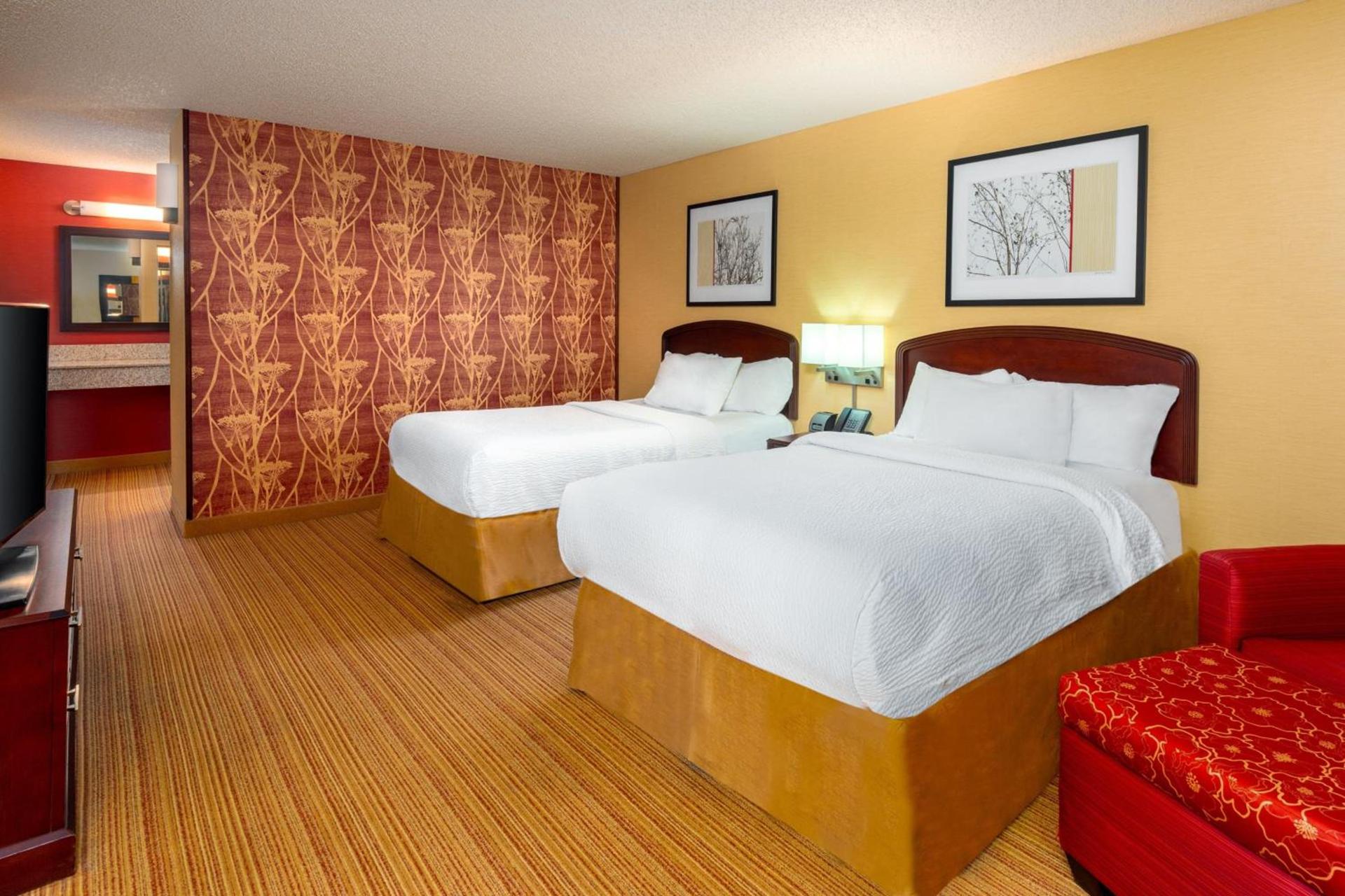 Courtyard by Marriott Springfield Airport photo 12
