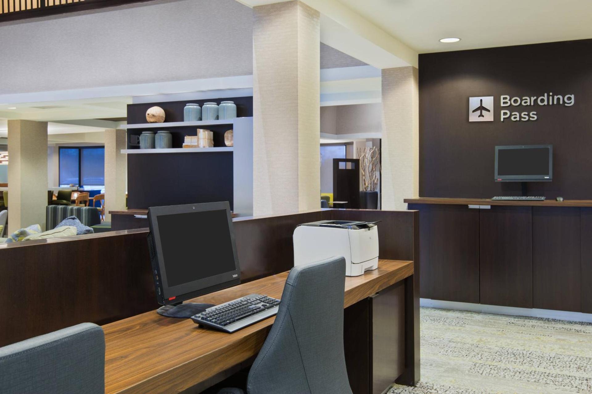 Courtyard by Marriott Springfield Airport photo 15