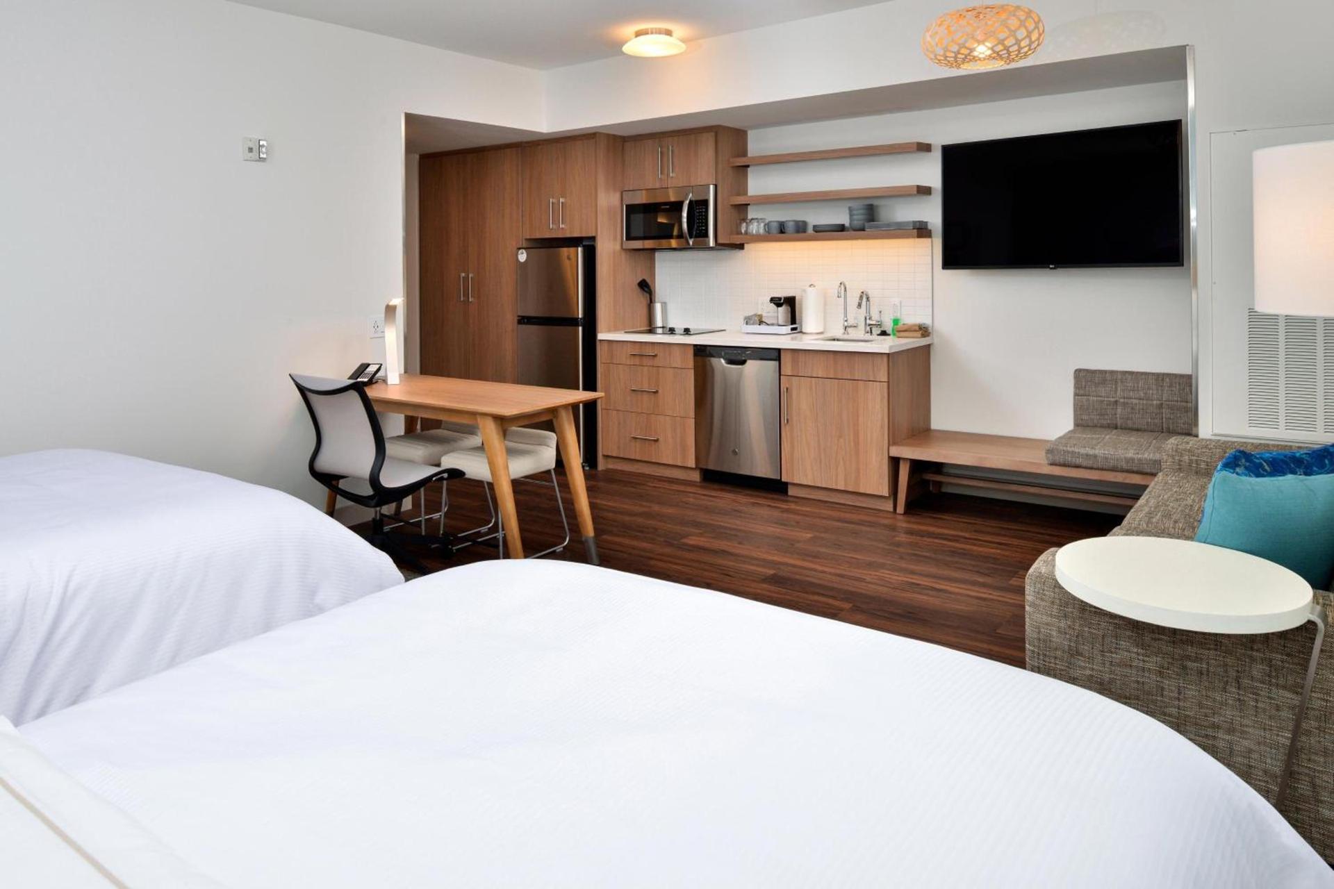 Element by Marriott Overland Park photo 17
