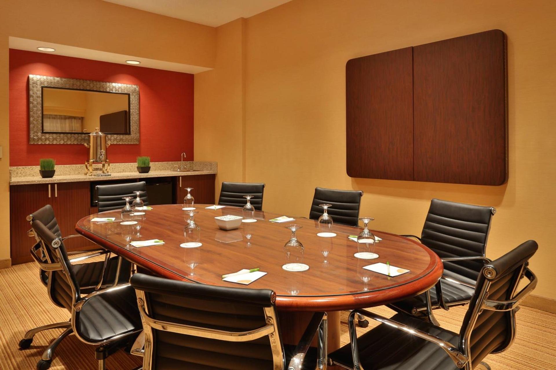 Courtyard by Marriott Springfield Airport photo 28