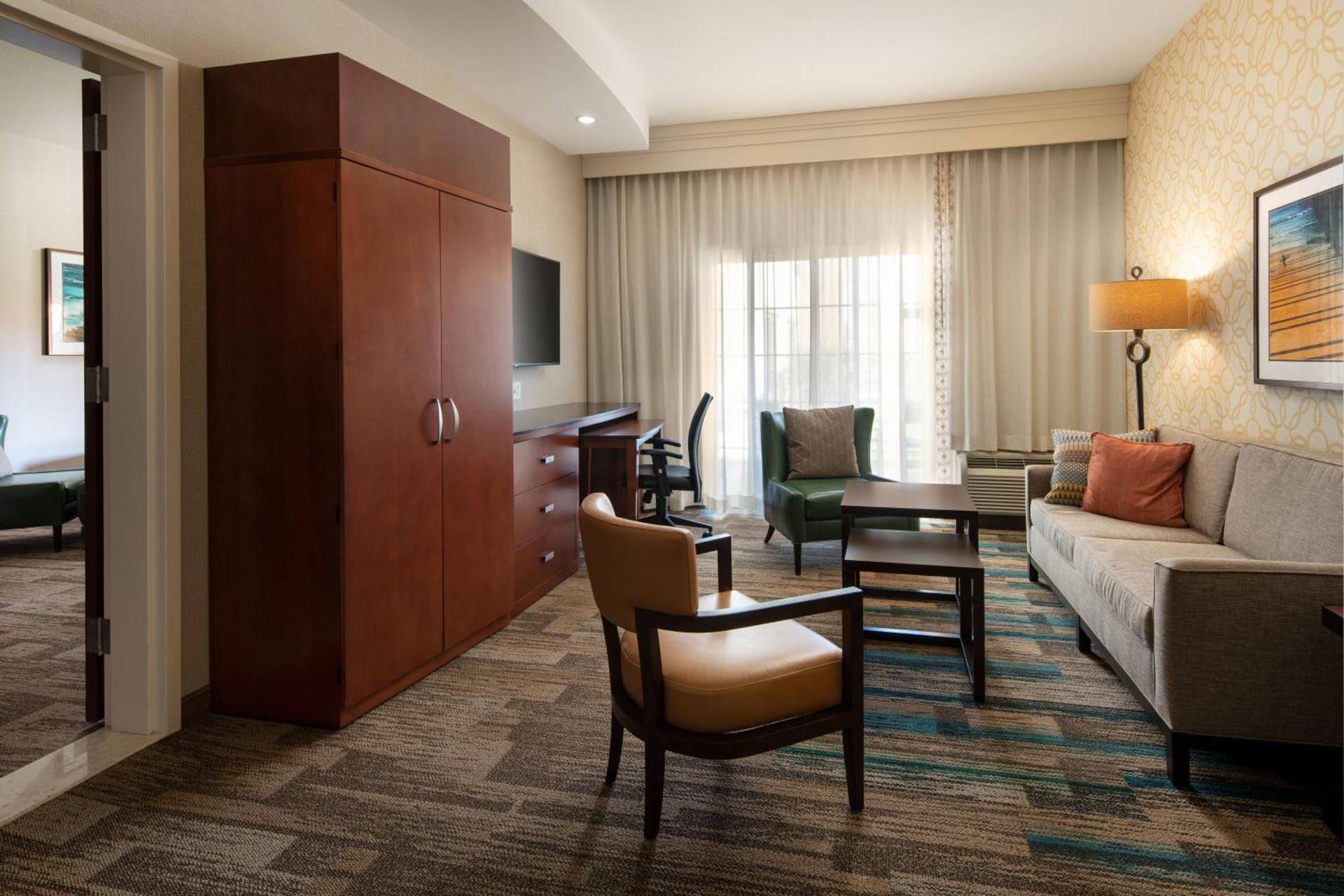 Courtyard by Marriott Santa Barbara Goleta photo 19