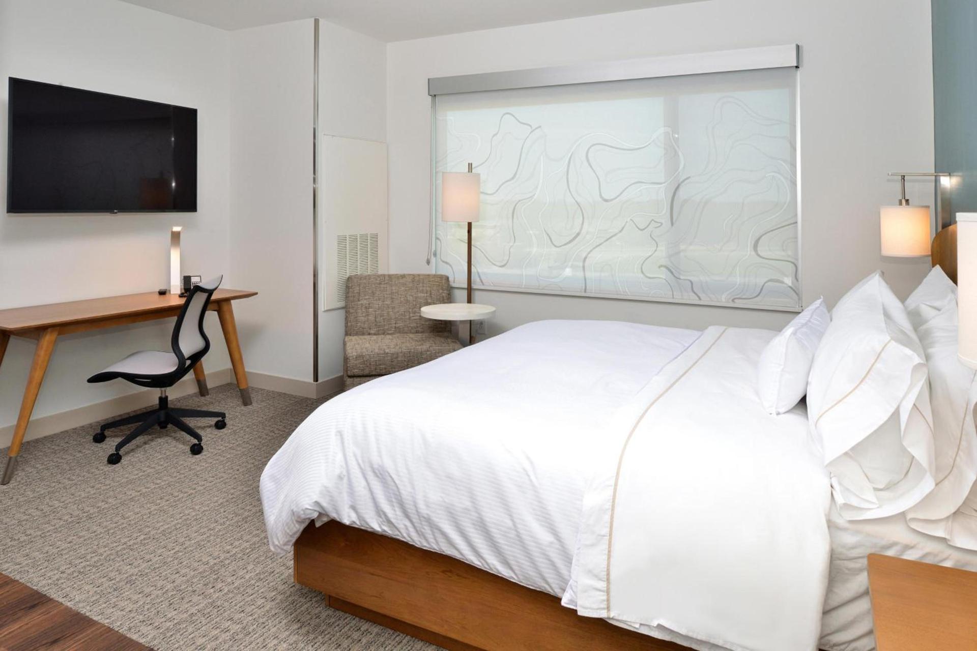 Element by Marriott Overland Park photo 12