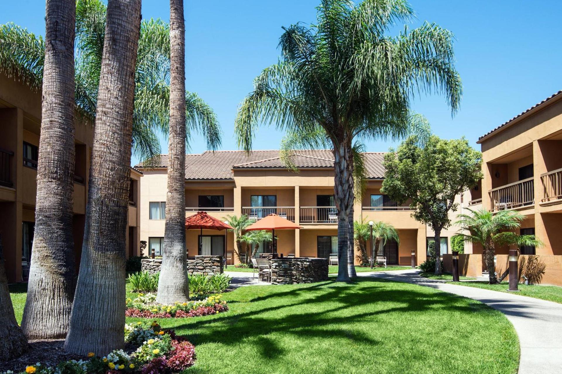Courtyard Anaheim Buena Park photo 5