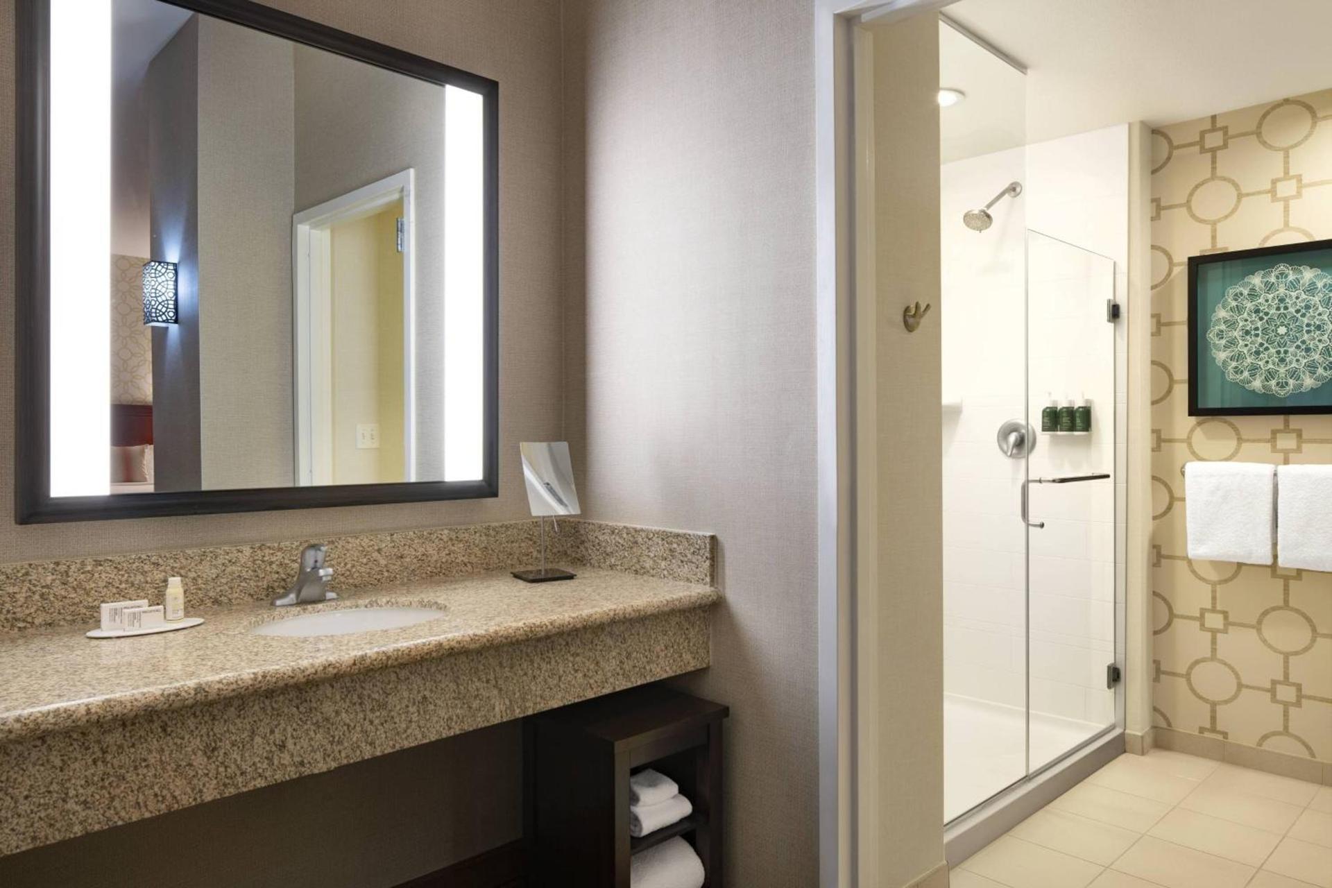 Courtyard by Marriott Santa Barbara Goleta photo 27