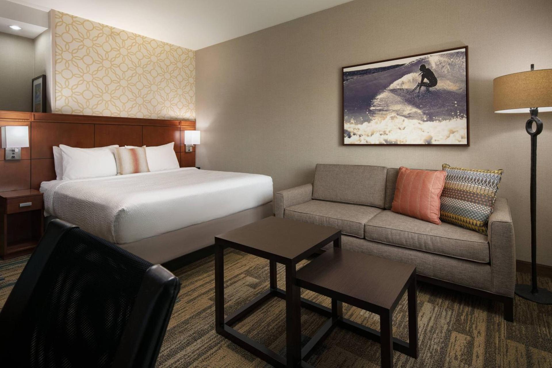 Courtyard by Marriott Santa Barbara Goleta photo 9