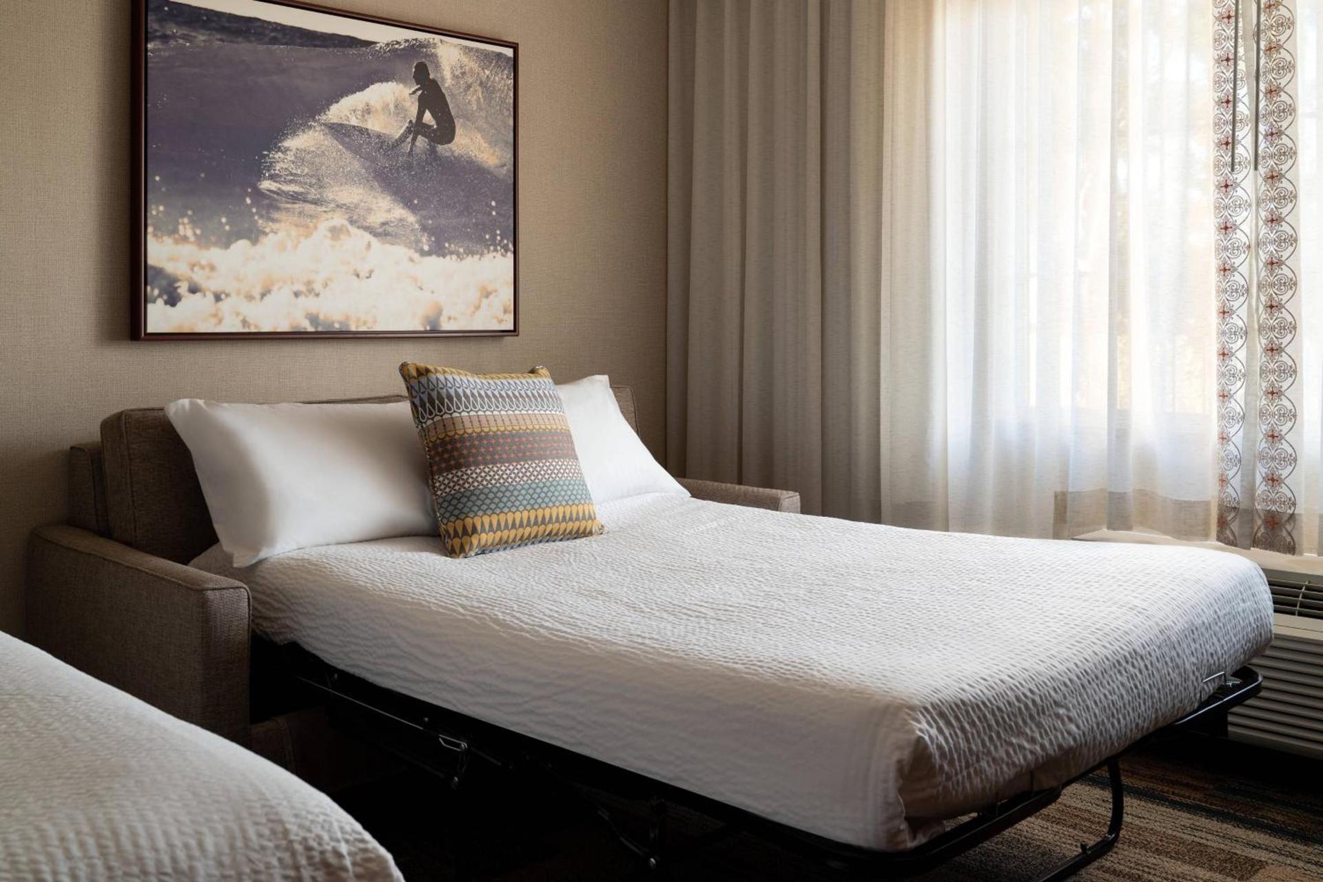 Courtyard by Marriott Santa Barbara Goleta photo 13
