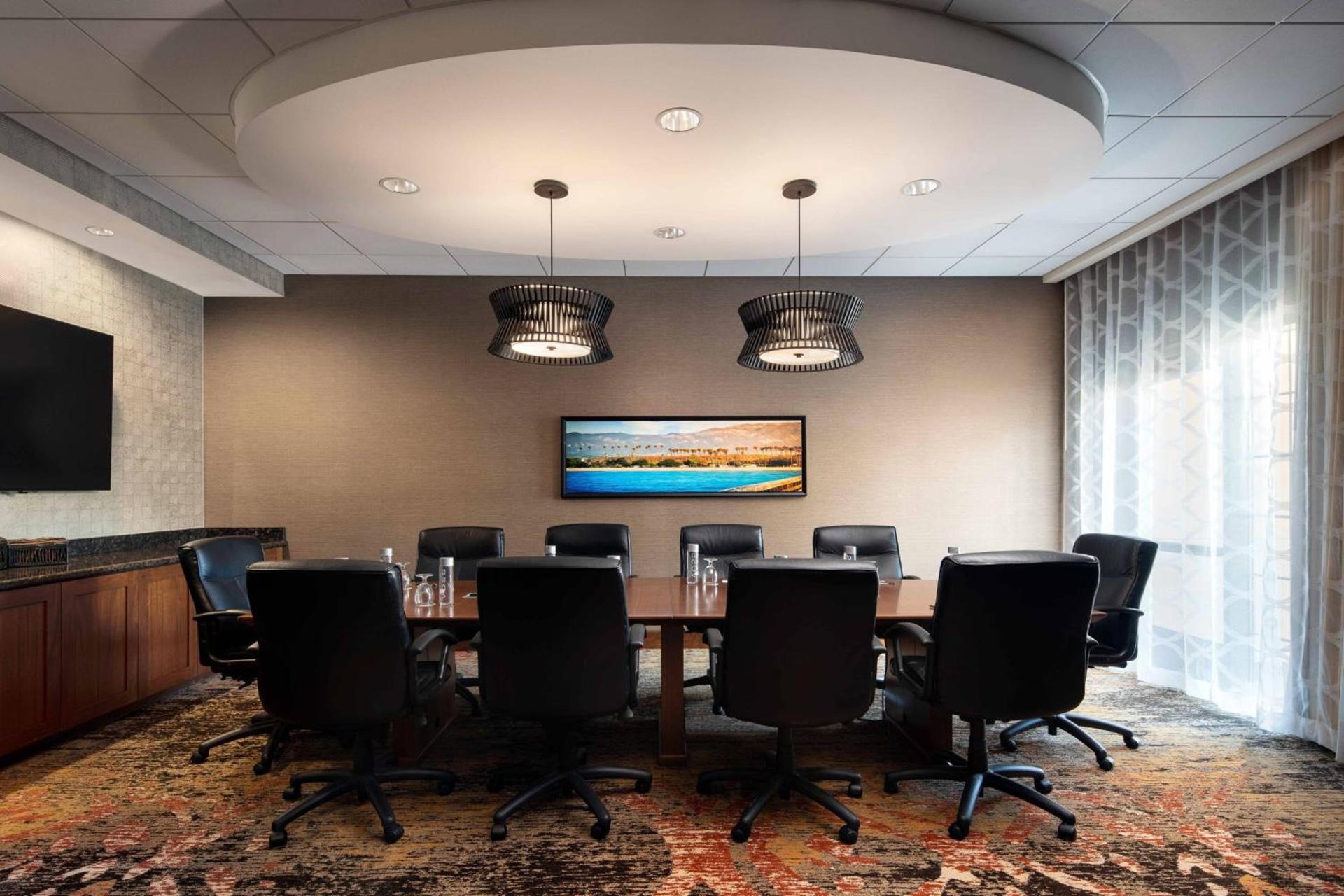 Courtyard by Marriott Santa Barbara Goleta photo 44