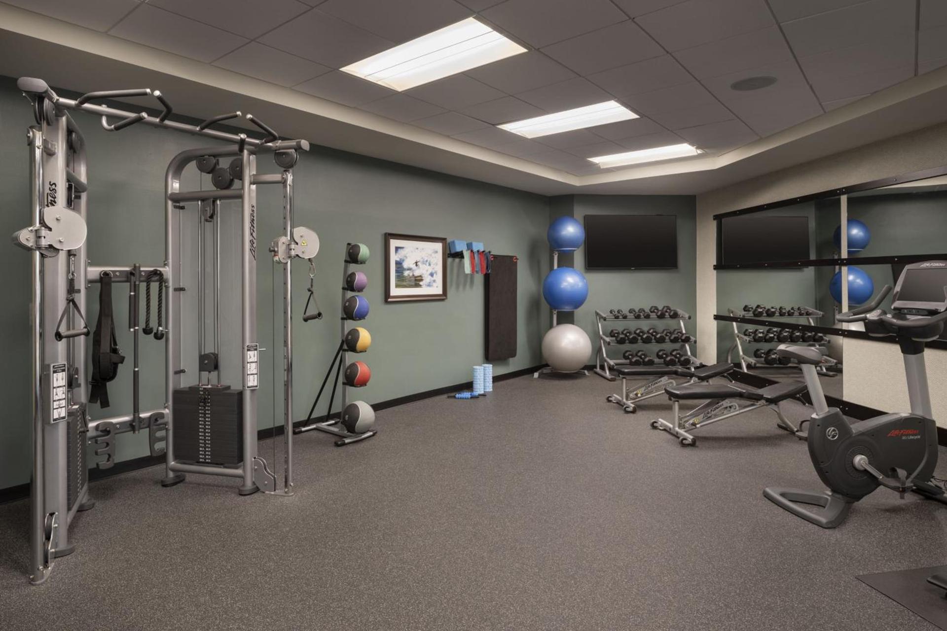 Courtyard by Marriott Santa Barbara Goleta photo 42