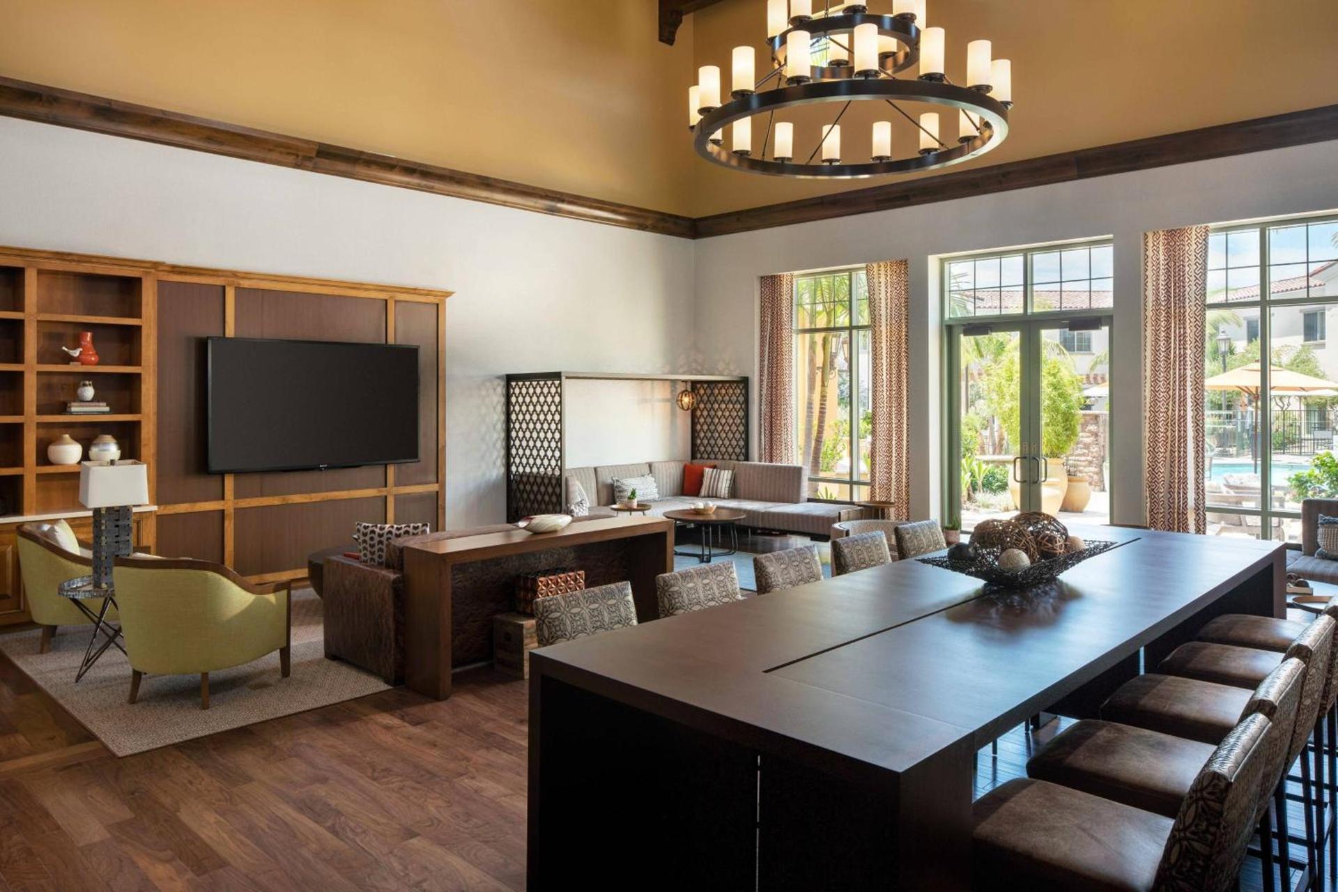 Courtyard by Marriott Santa Barbara Goleta photo 4