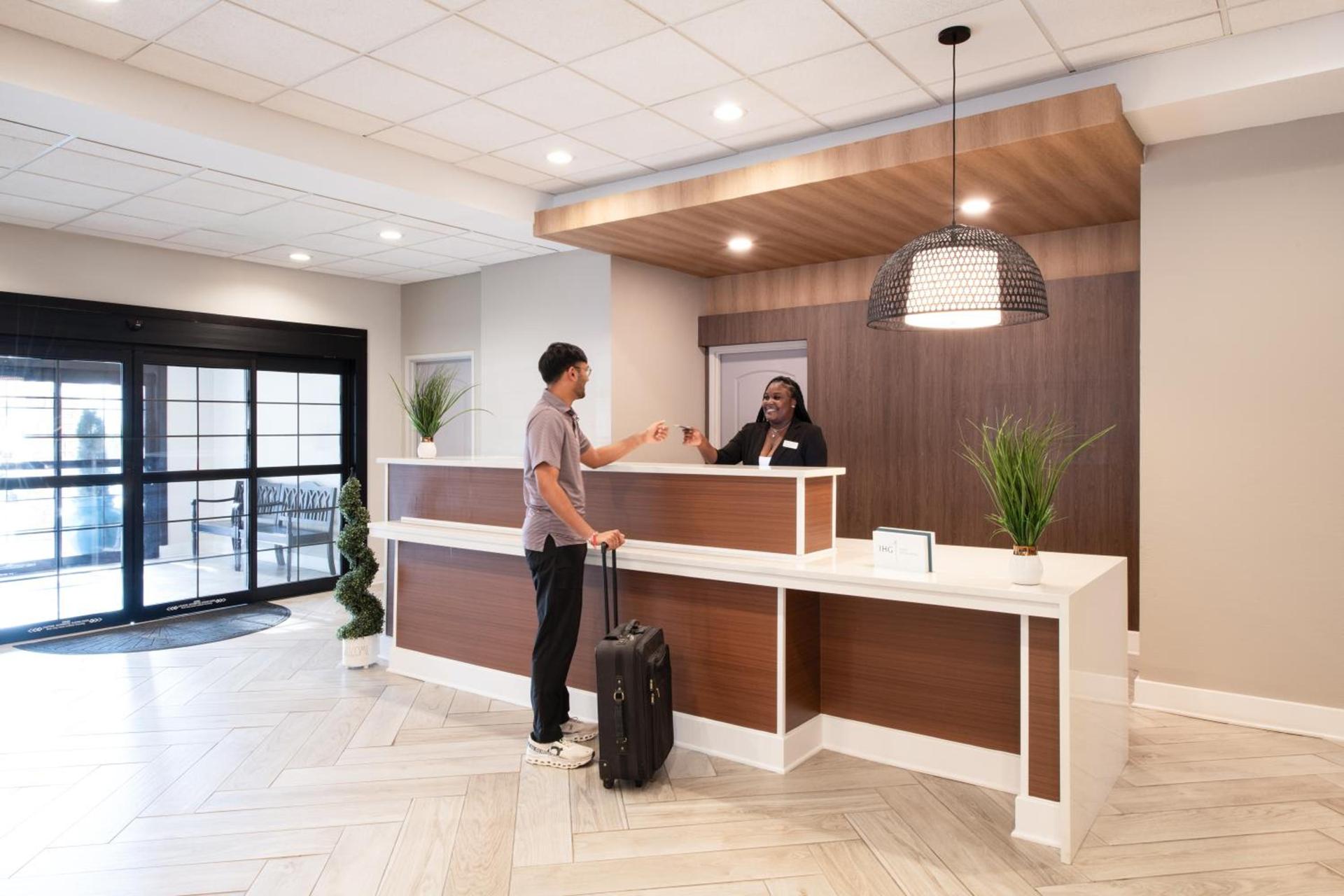 Staybridge Suites Atlanta Airport photo 3