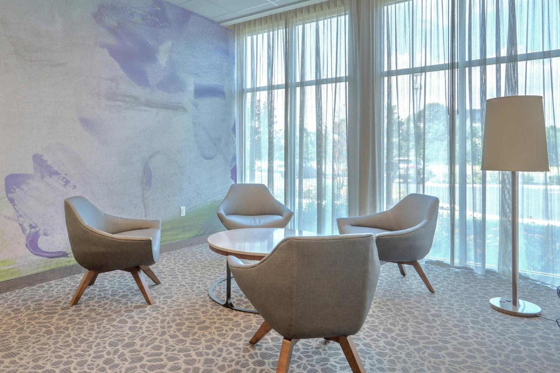 Courtyard by Marriott Deptford photo 4