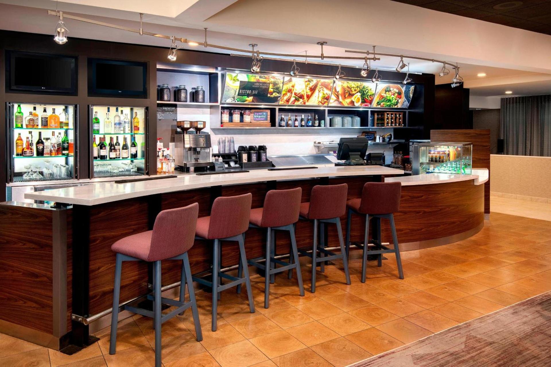 Courtyard by Marriott Savannah Midtown photo 22