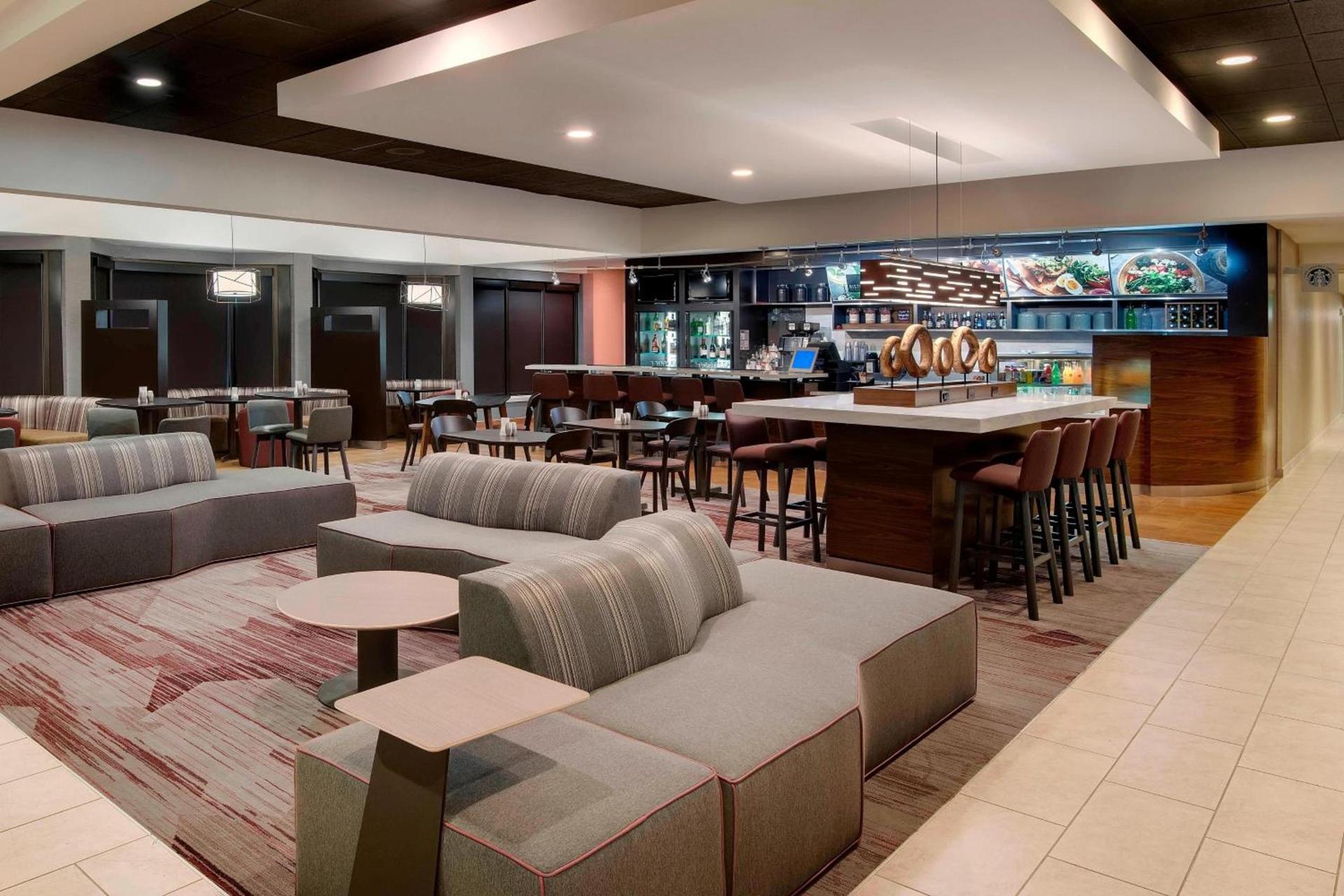 Courtyard by Marriott Savannah Midtown photo 21