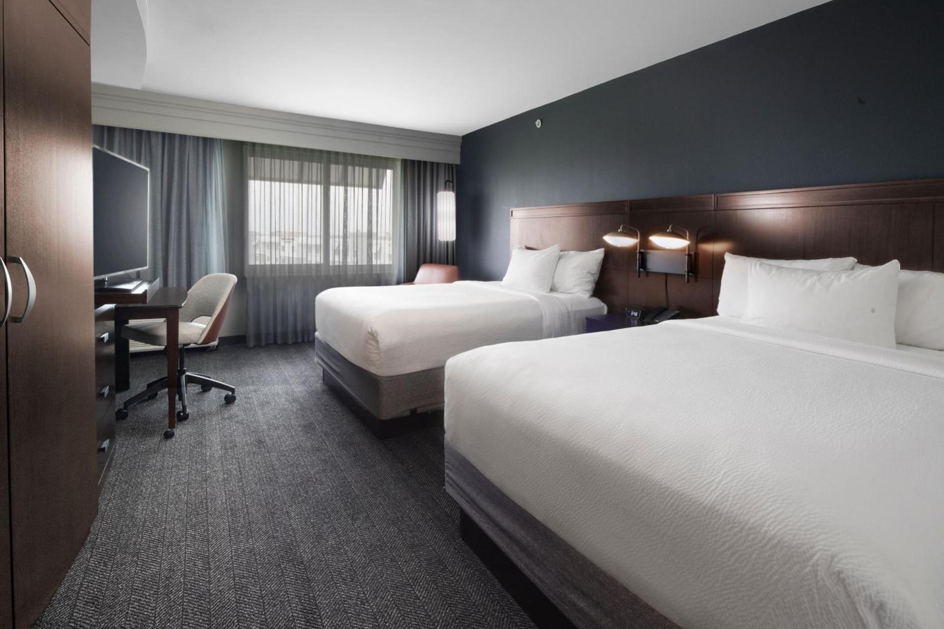Courtyard by Marriott Galveston Island photo 8
