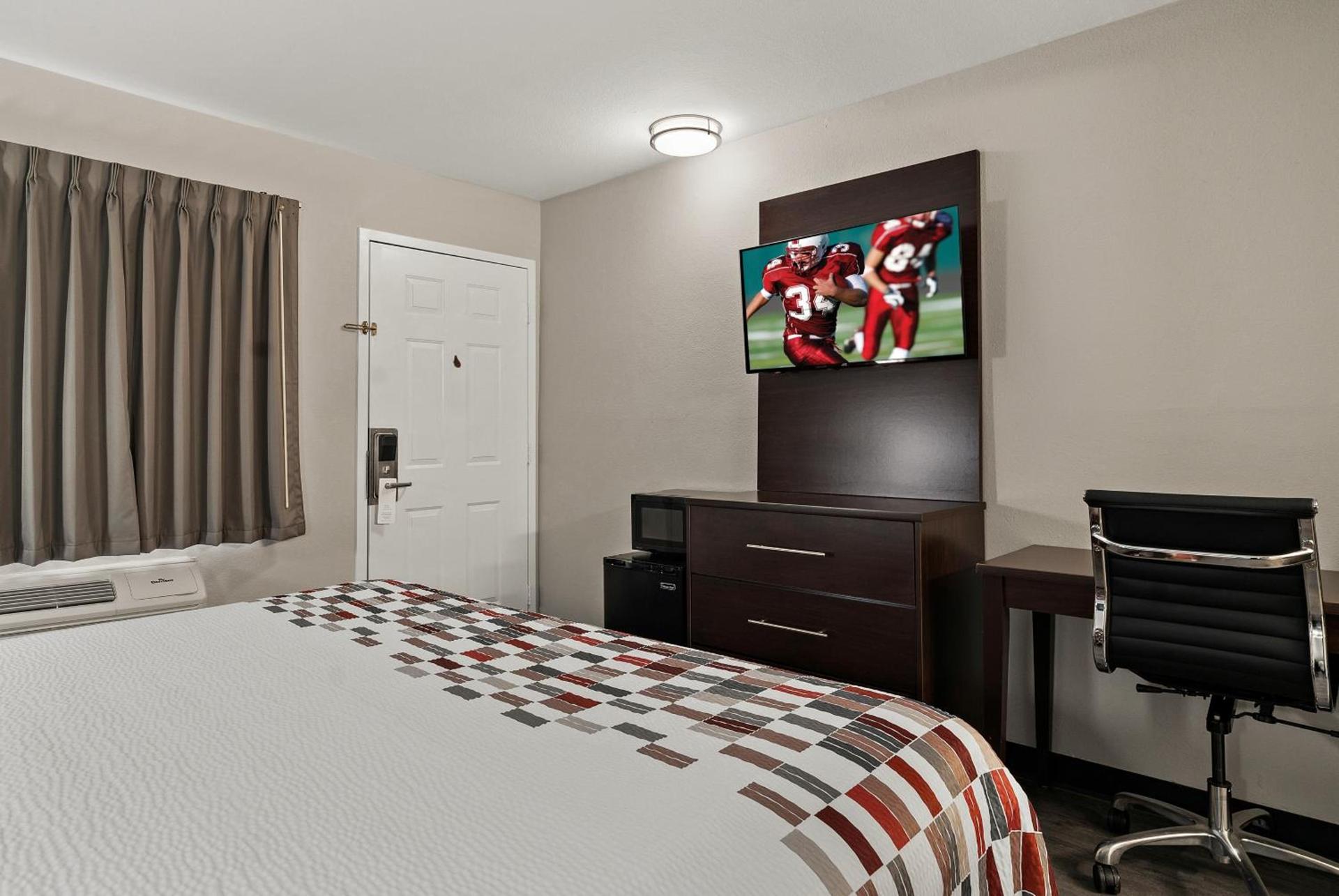 Red Roof Inn Spartanburg - I-85 photo 35