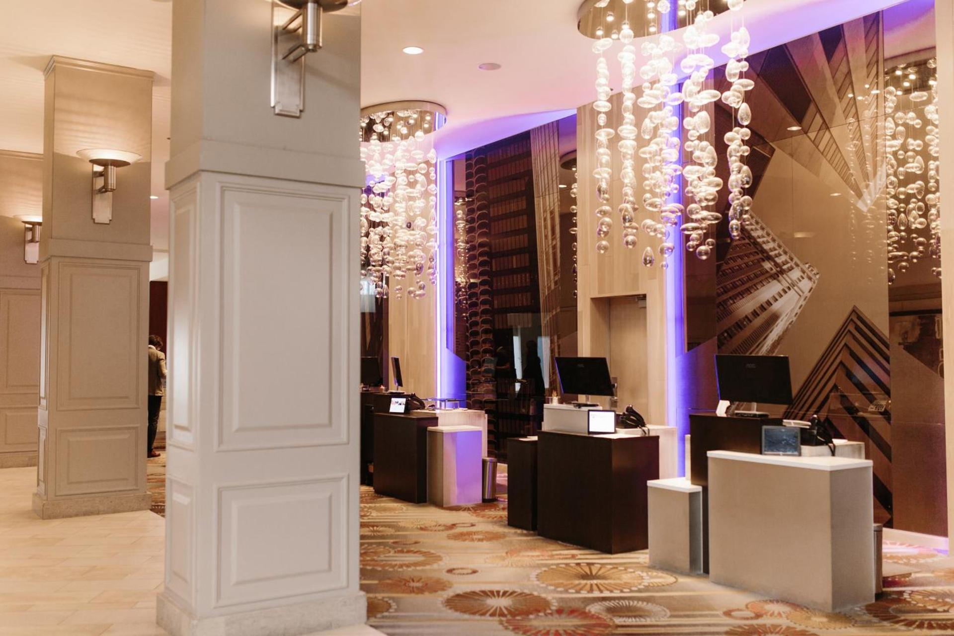 Swissotel Chicago photo 2
