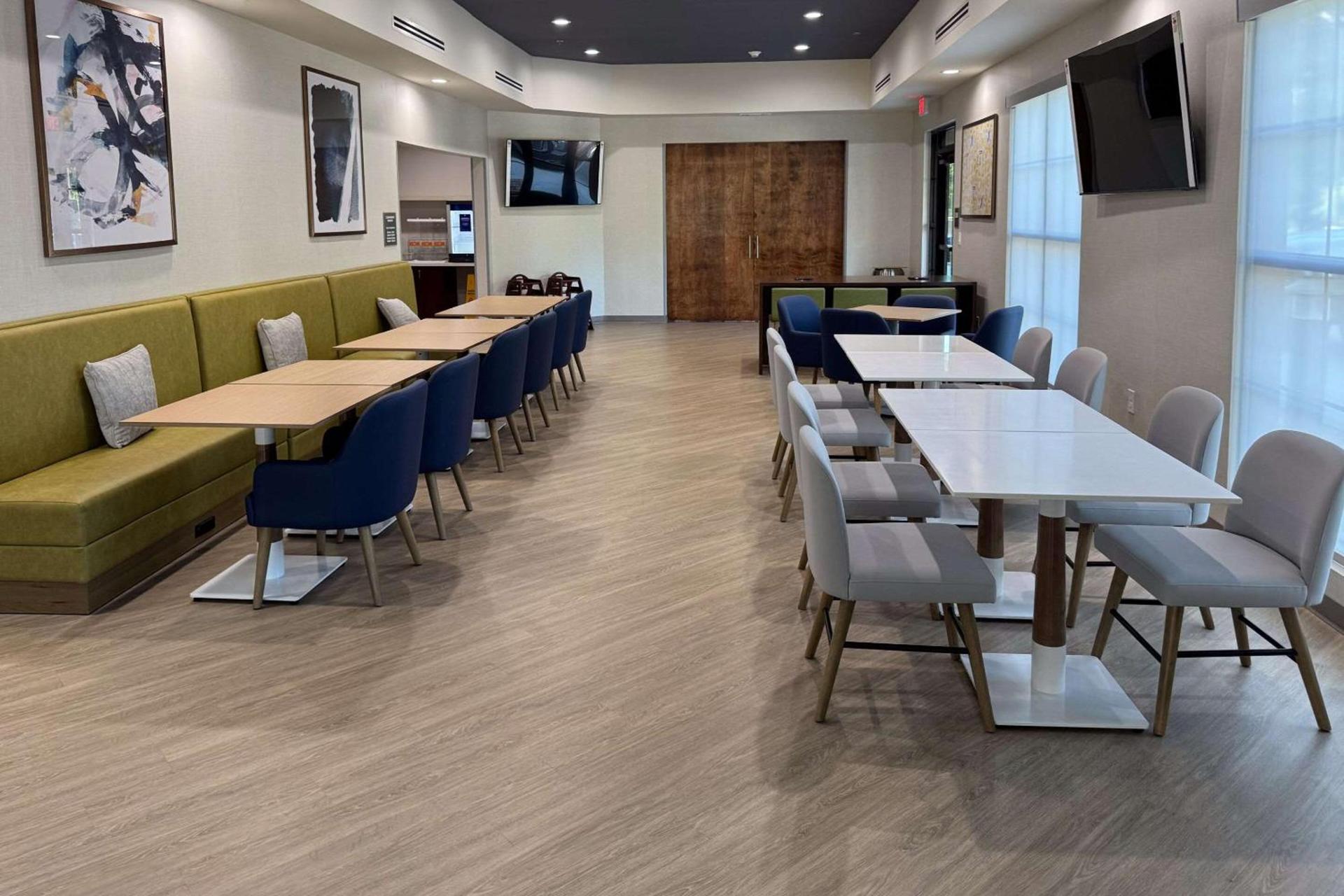 Comfort Inn & Suites Huntsville Near University photo 9