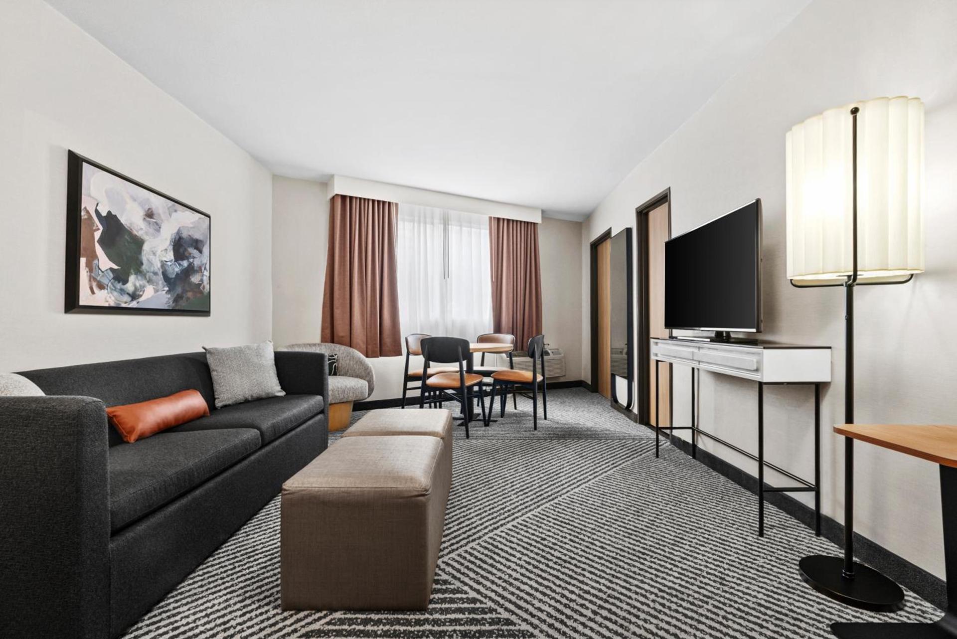 Royal Palace Westwood Hotel photo 17