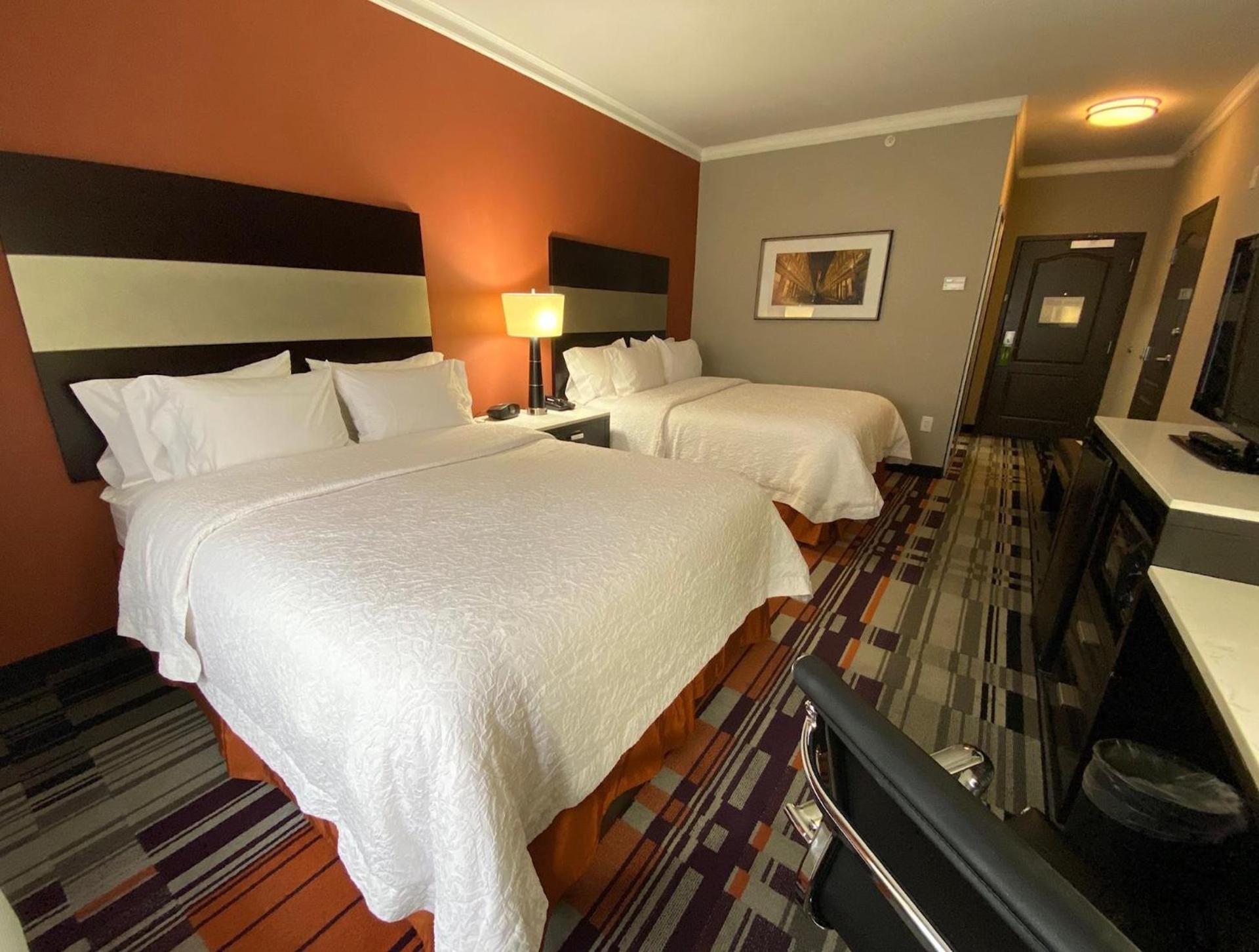 Hampton Inn by Hilton Leesville Fort Johnson photo 8