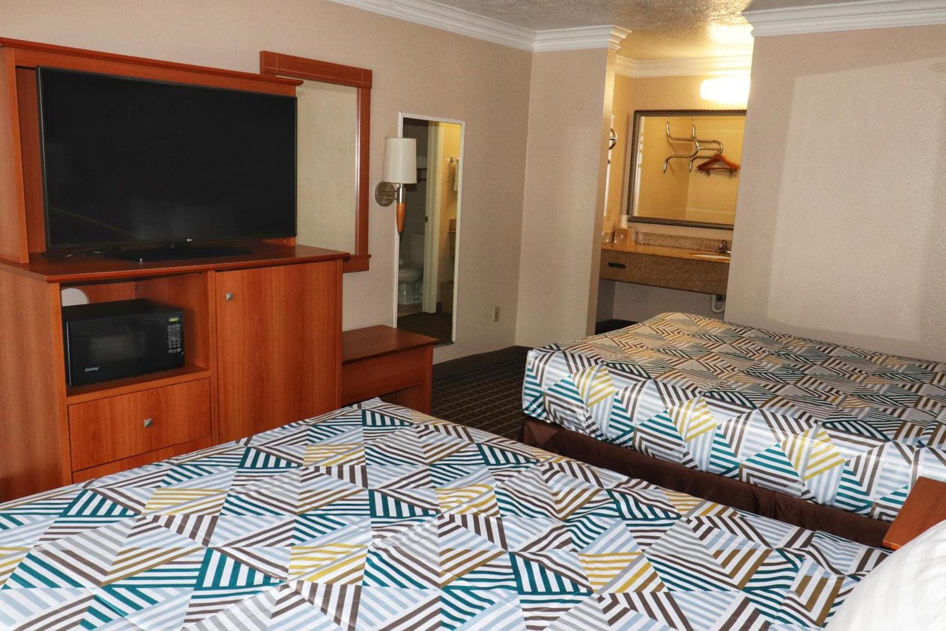 Motel 6-Alvin, TX photo 16