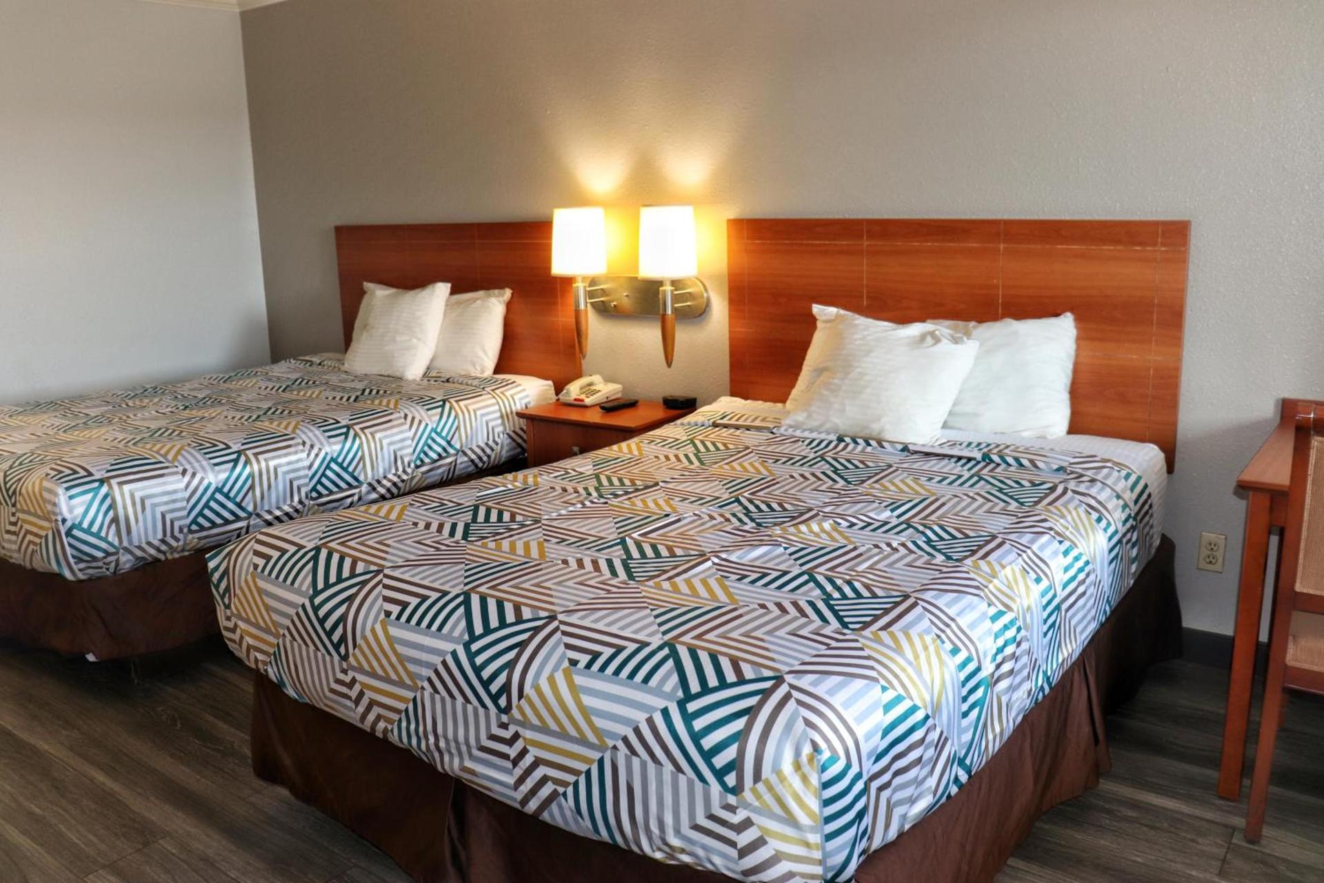 Motel 6-Alvin, TX photo 15