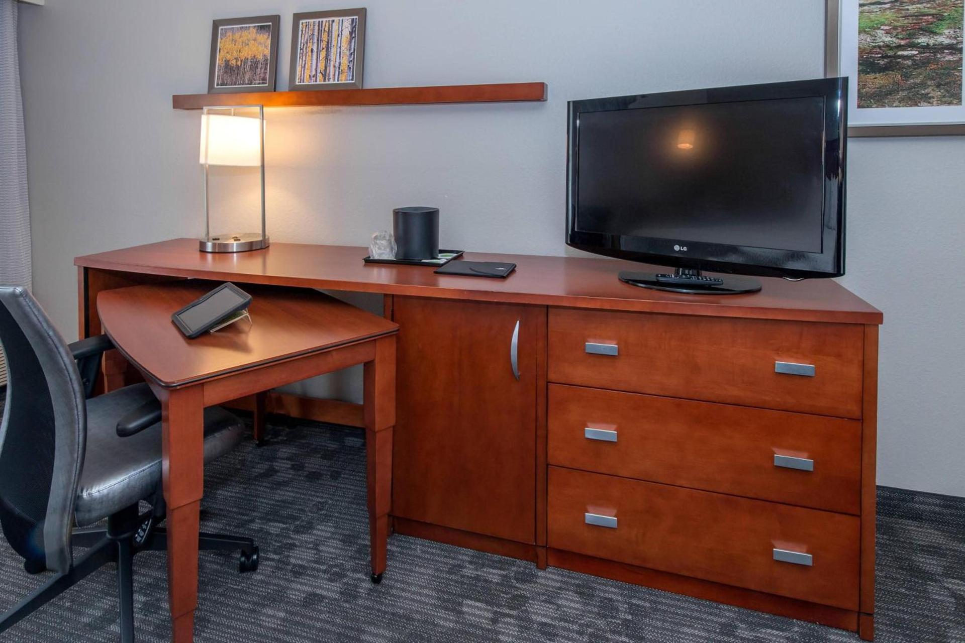 Courtyard by Marriott Albany photo 11