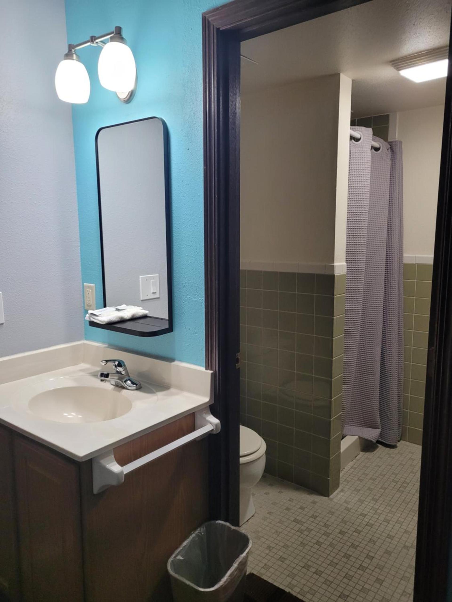 Valued Stay Sun Prairie photo 5