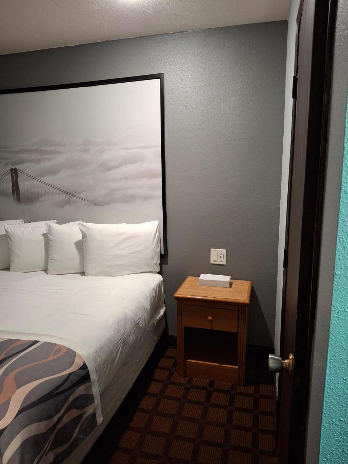 Valued Stay Sun Prairie photo 28