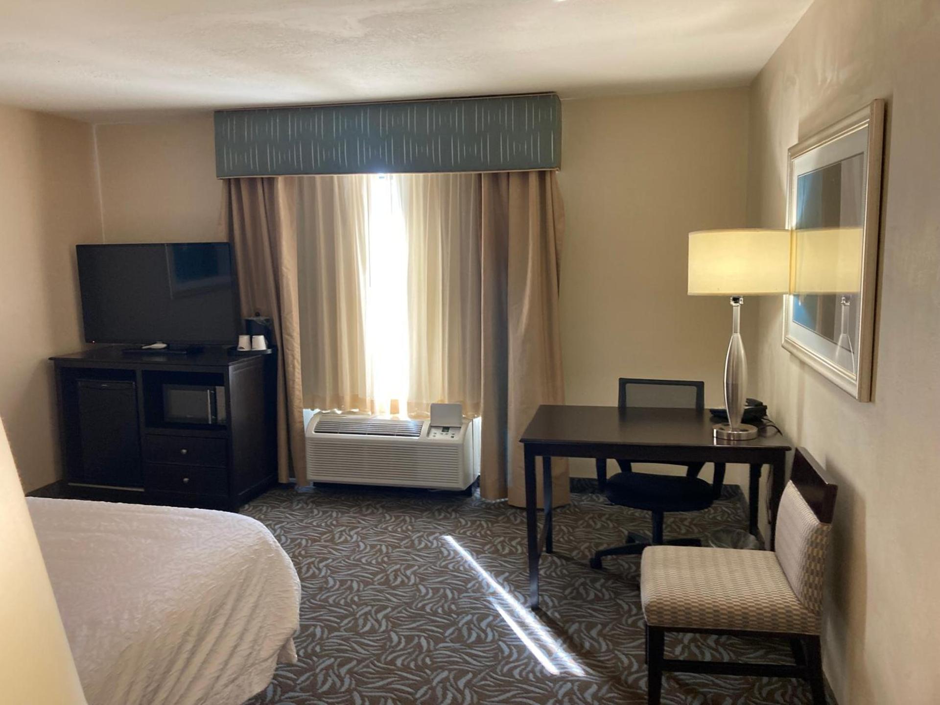 Hampton Inn & Suites Carlsbad photo 24