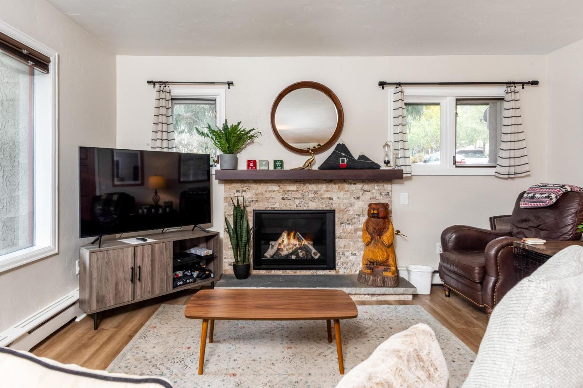 Christiania Lodge Condominiums Collection photo 36