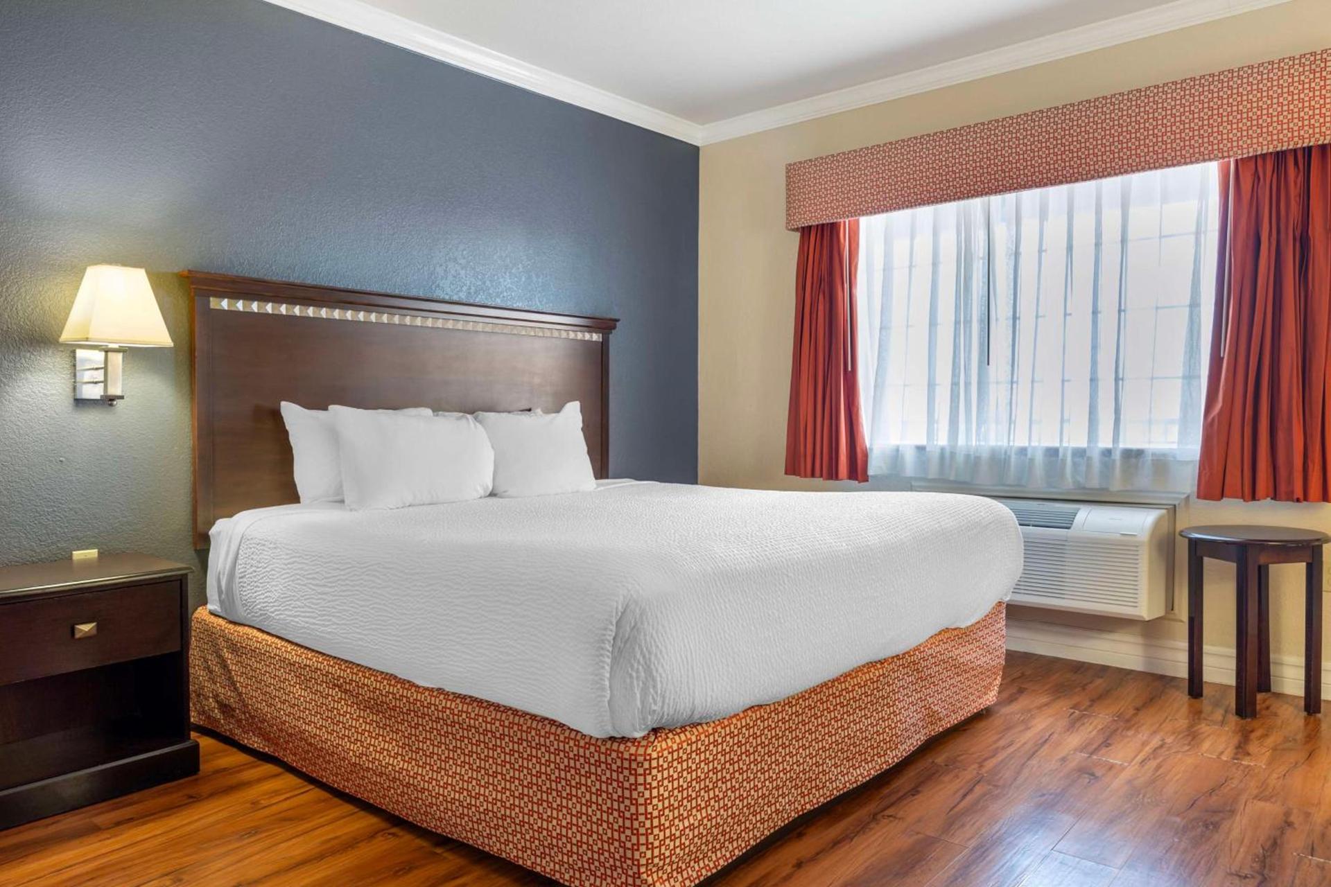 Best Western Anthony/West El Paso photo 25