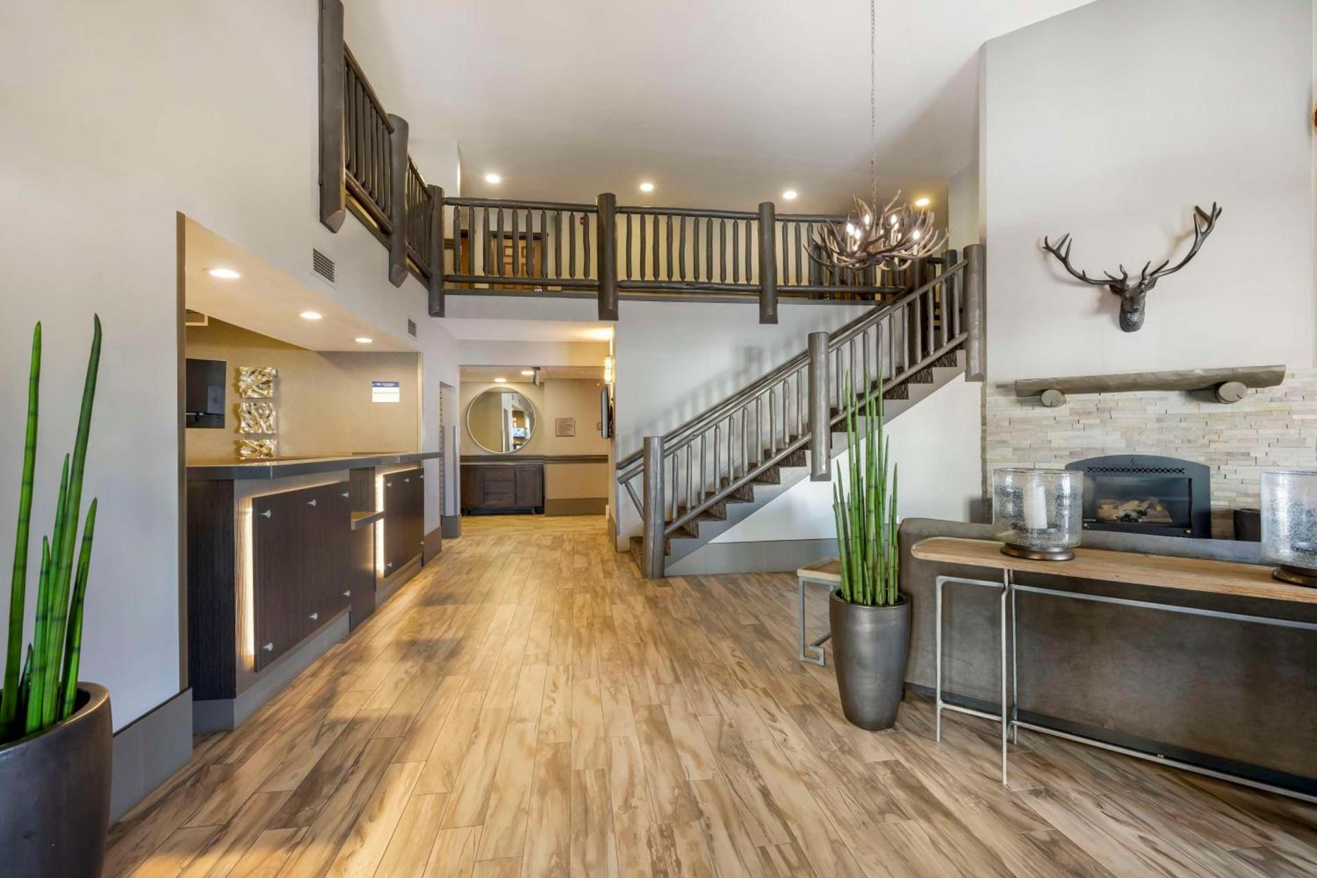 Best Western Plus Kalispell/Glacier Park West Hotel & Suites photo 32