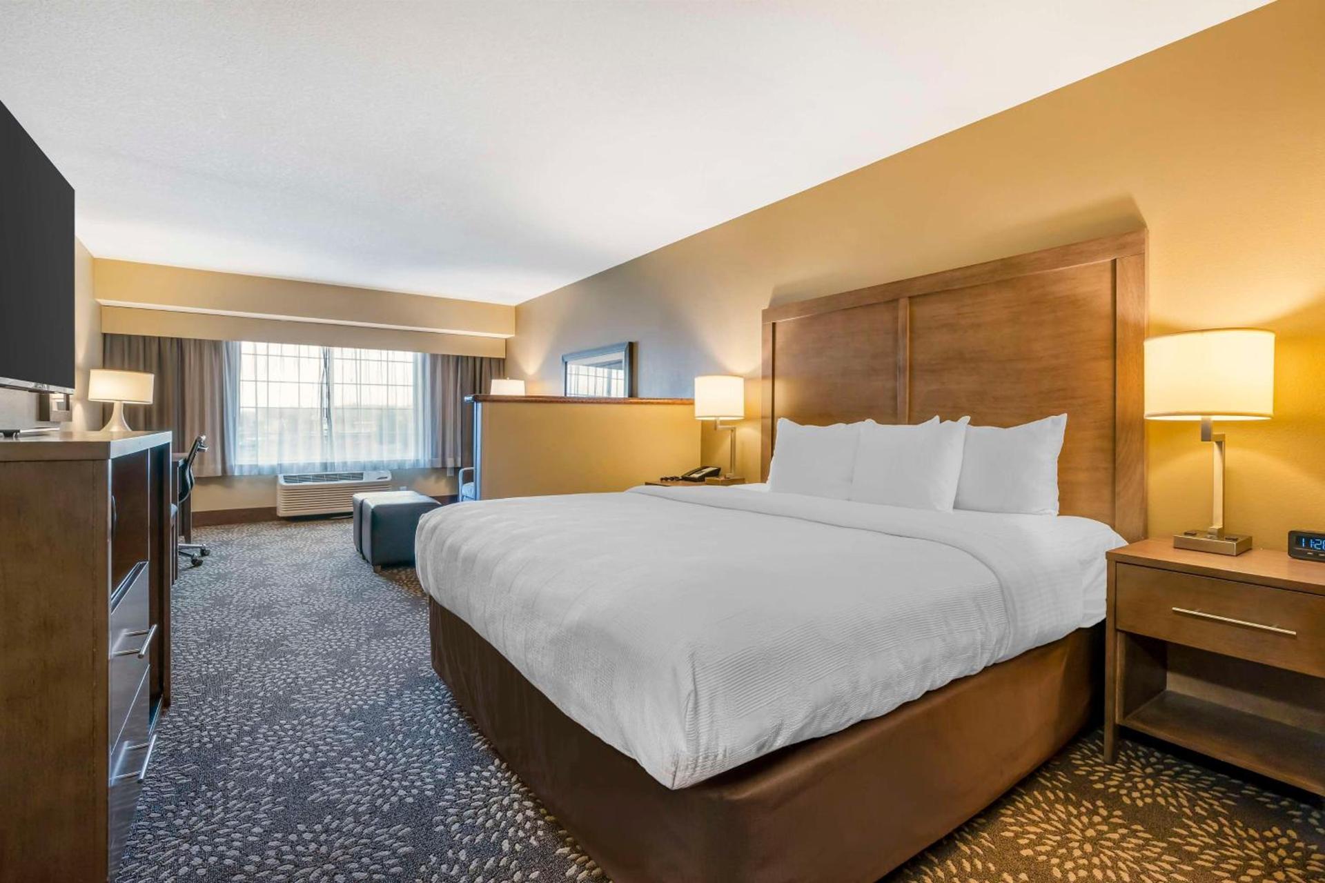 Best Western Columbia River Waterfront Hotel Astoria photo 9