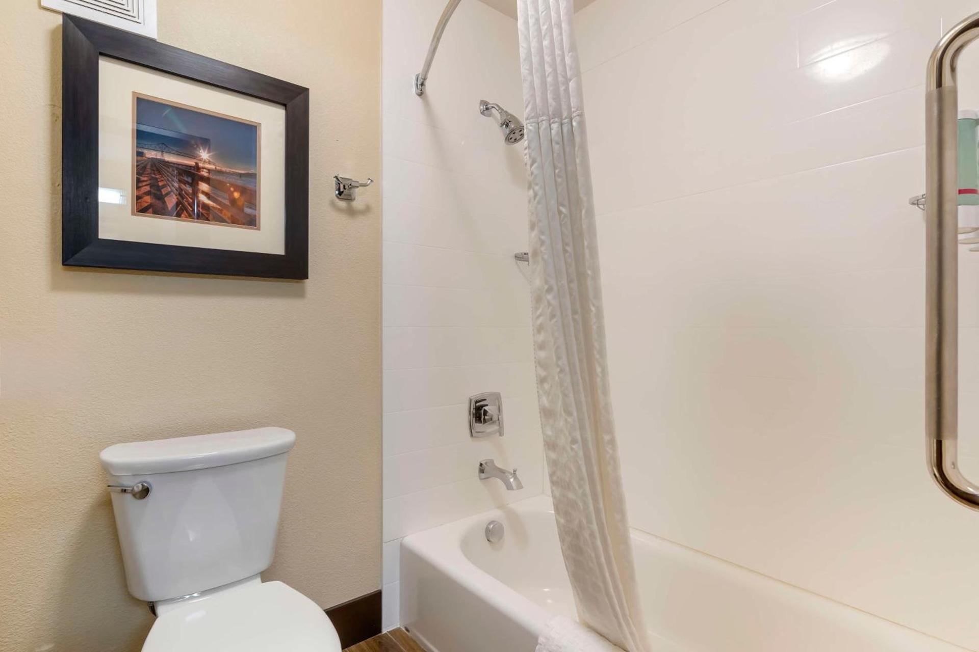 Best Western Columbia River Waterfront Hotel Astoria photo 8
