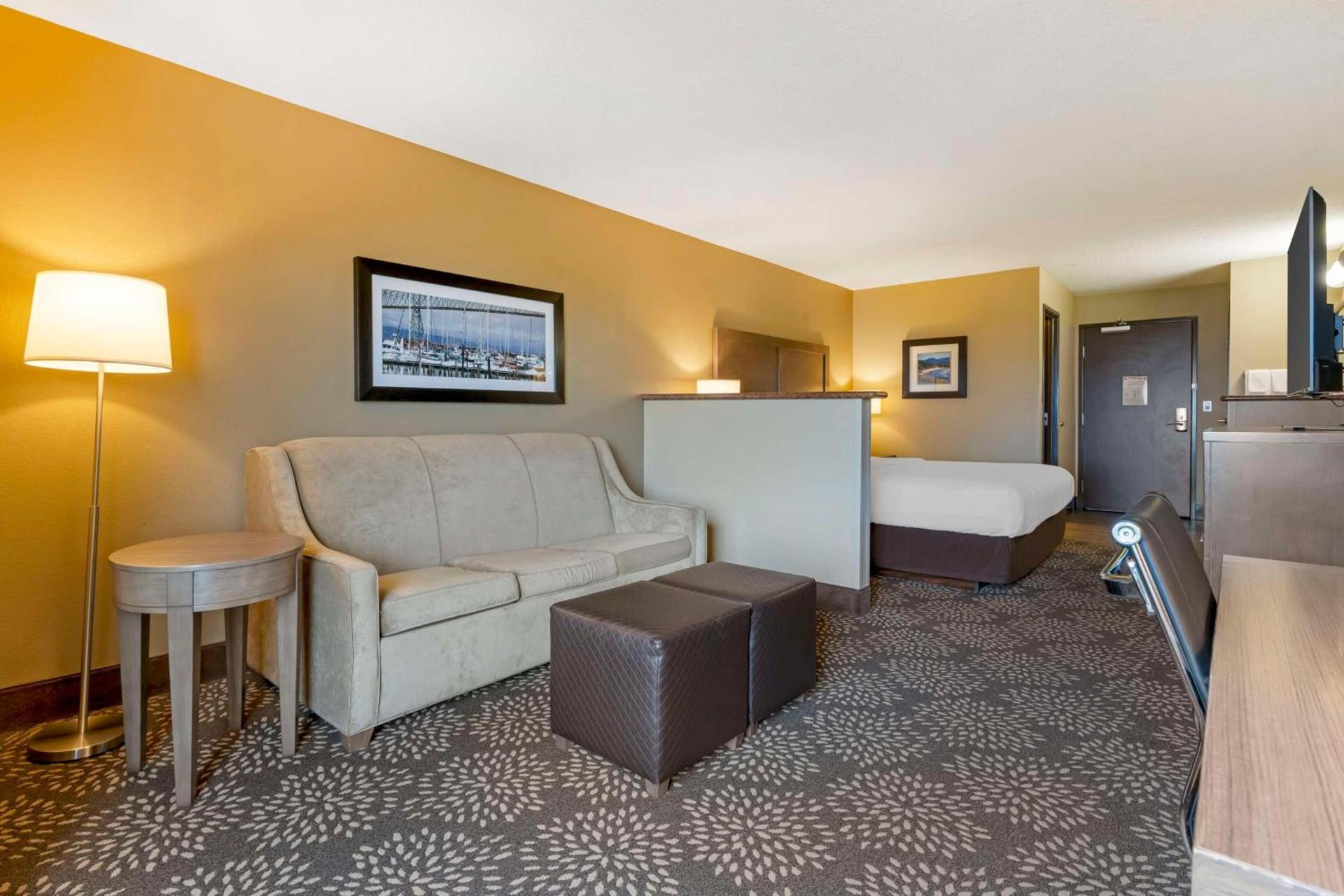 Best Western Columbia River Waterfront Hotel Astoria photo 16