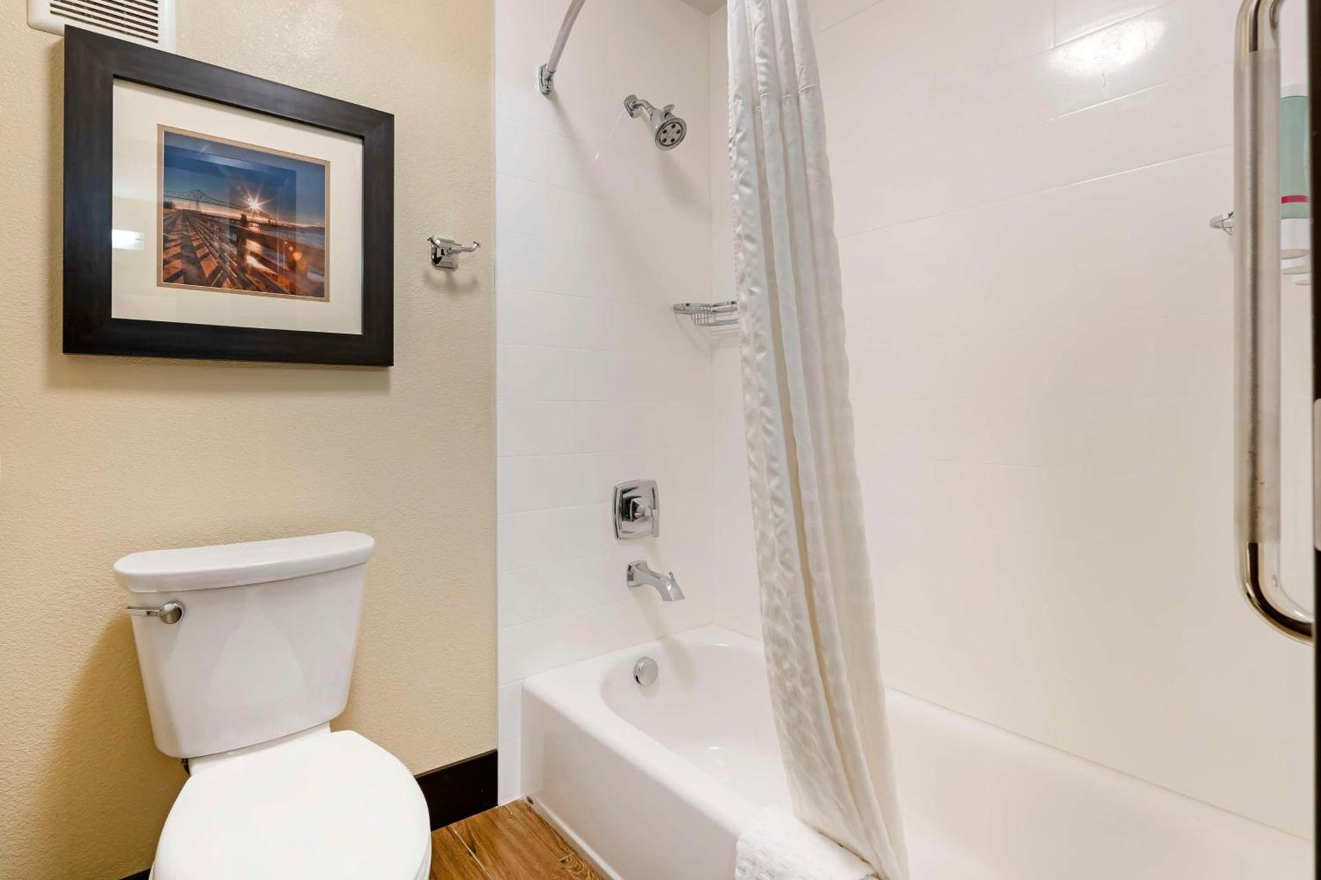 Best Western Columbia River Waterfront Hotel Astoria photo 17