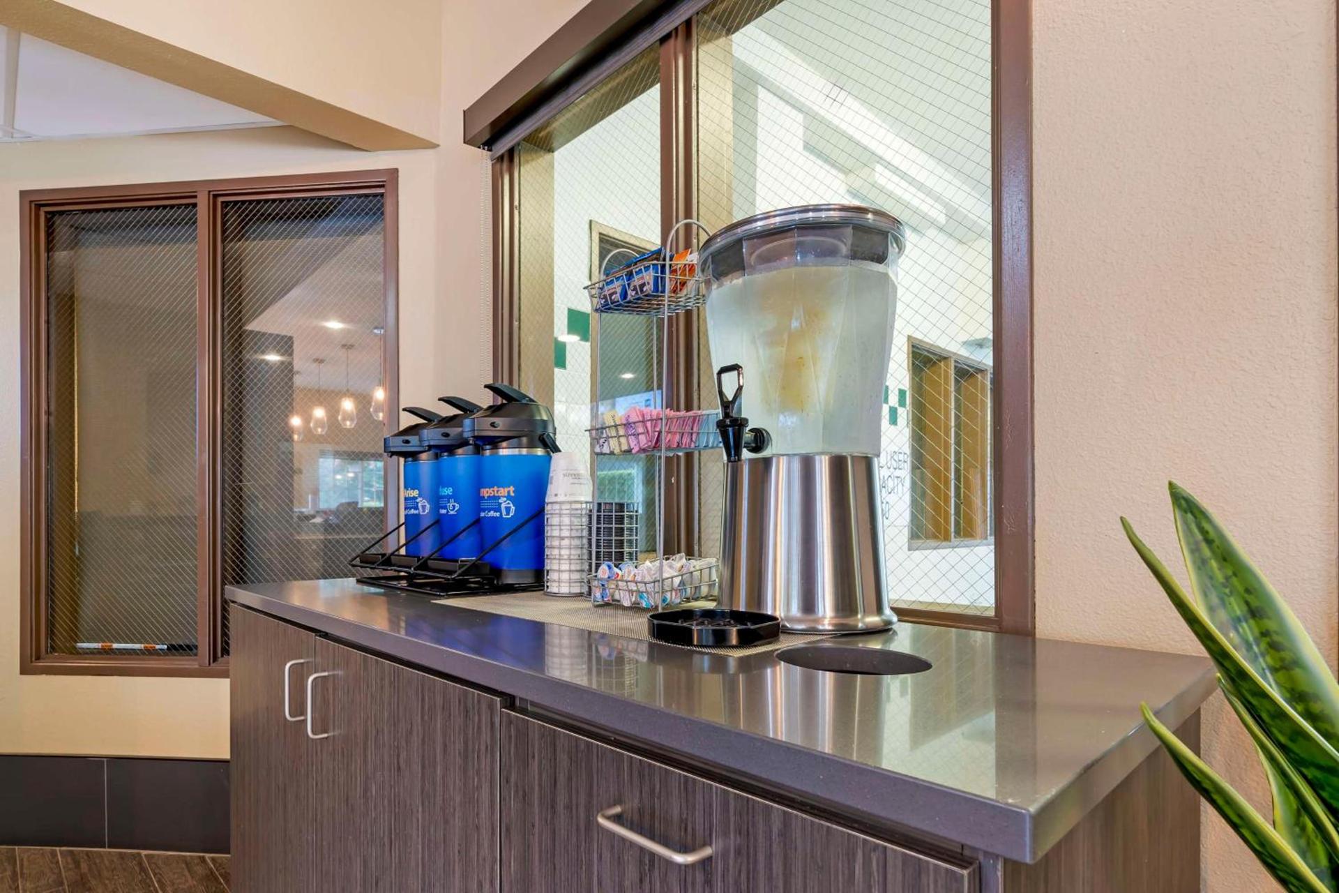 Best Western Columbia River Waterfront Hotel Astoria photo 27