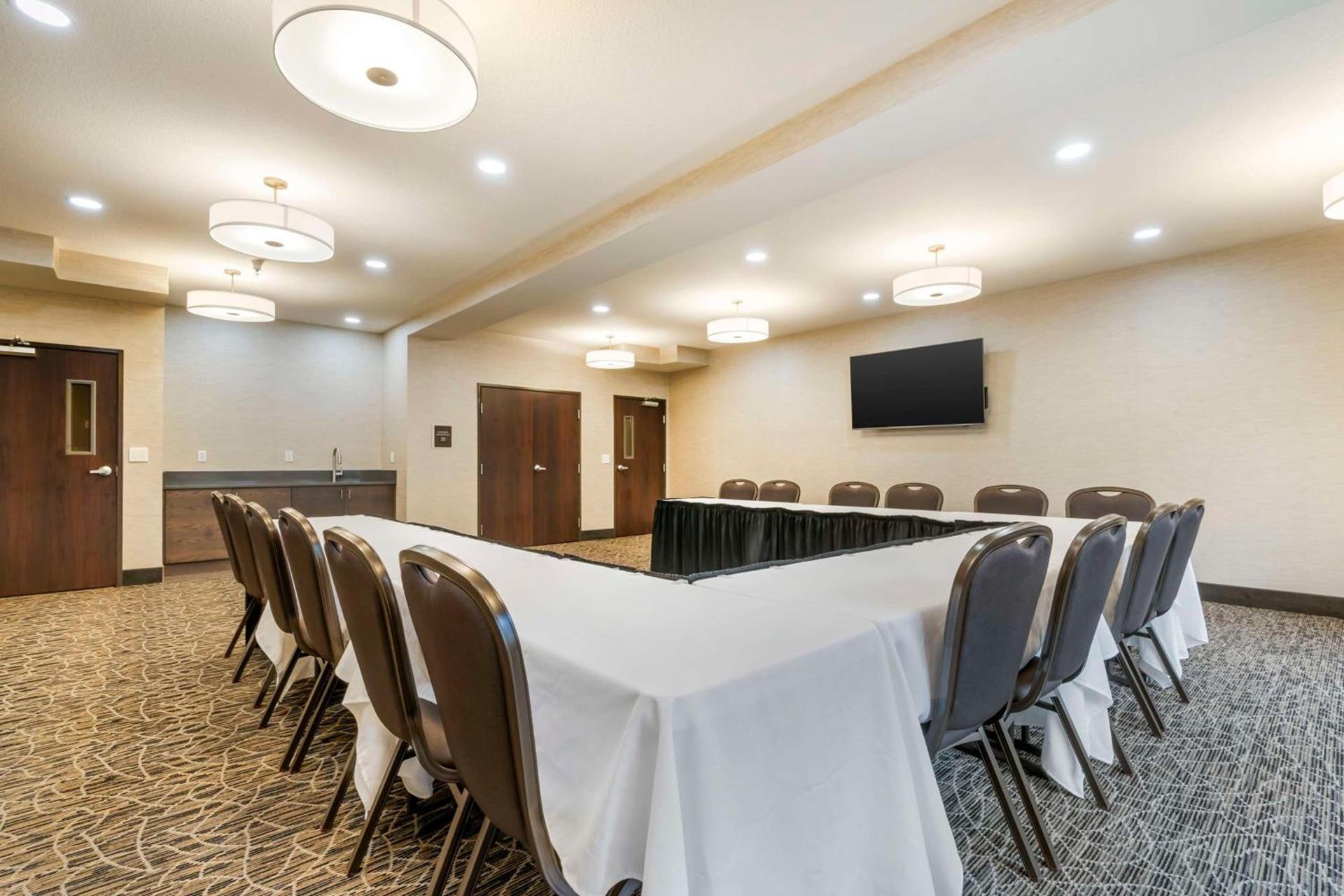 Best Western Columbia River Waterfront Hotel Astoria photo 30