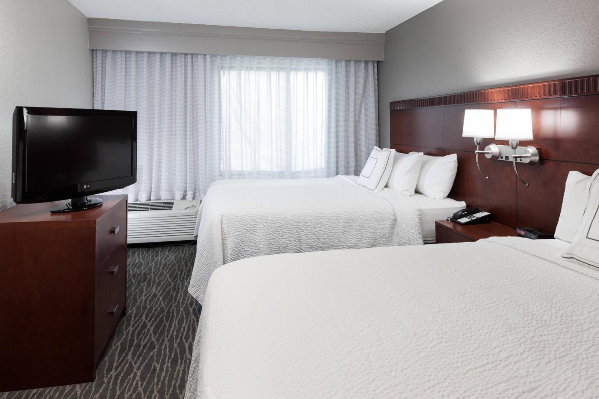 Courtyard by Marriott Waco photo 10