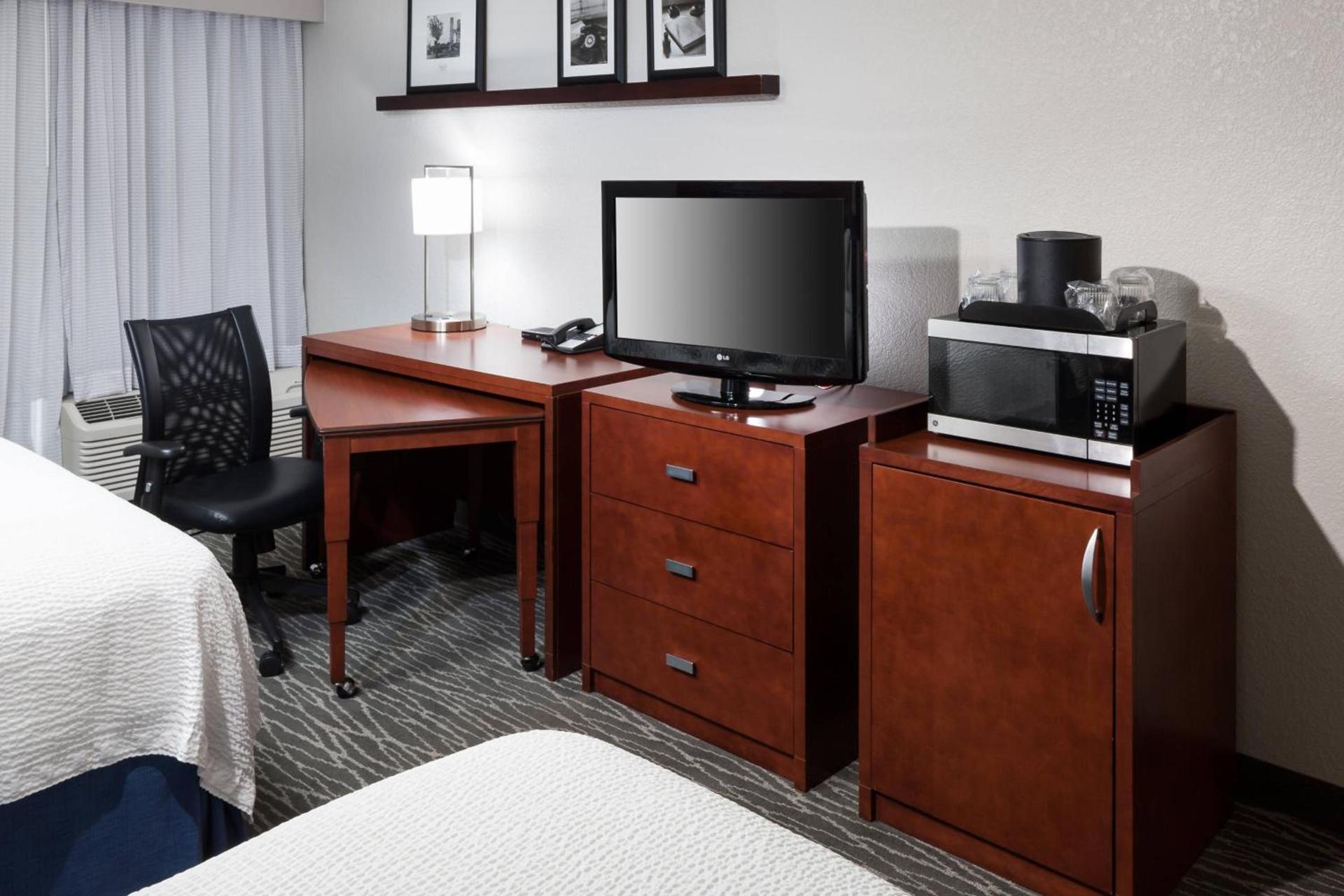 Courtyard by Marriott Waco photo 6