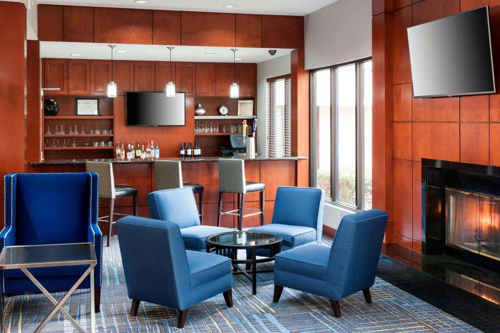 Courtyard by Marriott Waco photo 27