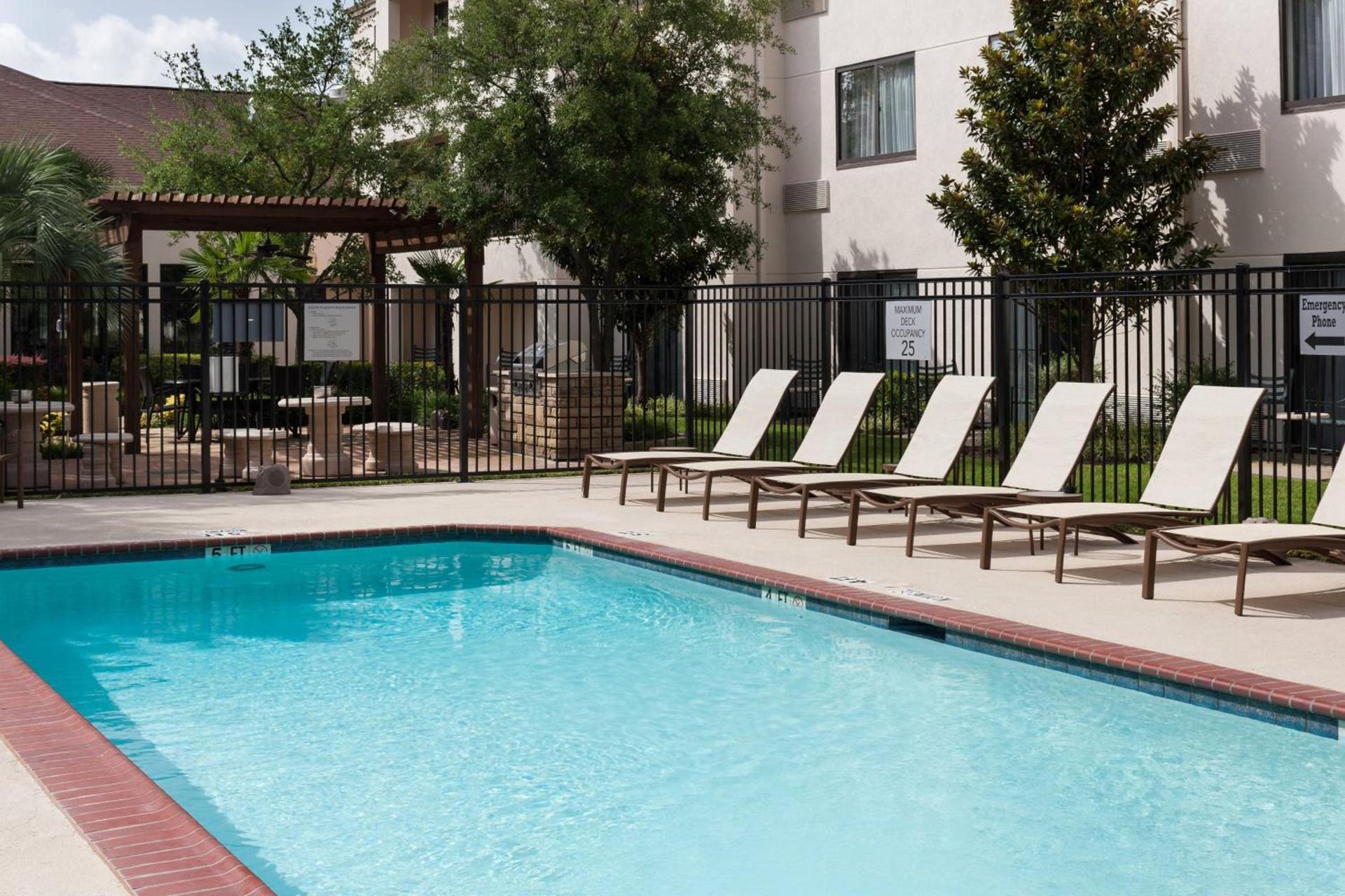 Courtyard by Marriott Waco photo 28