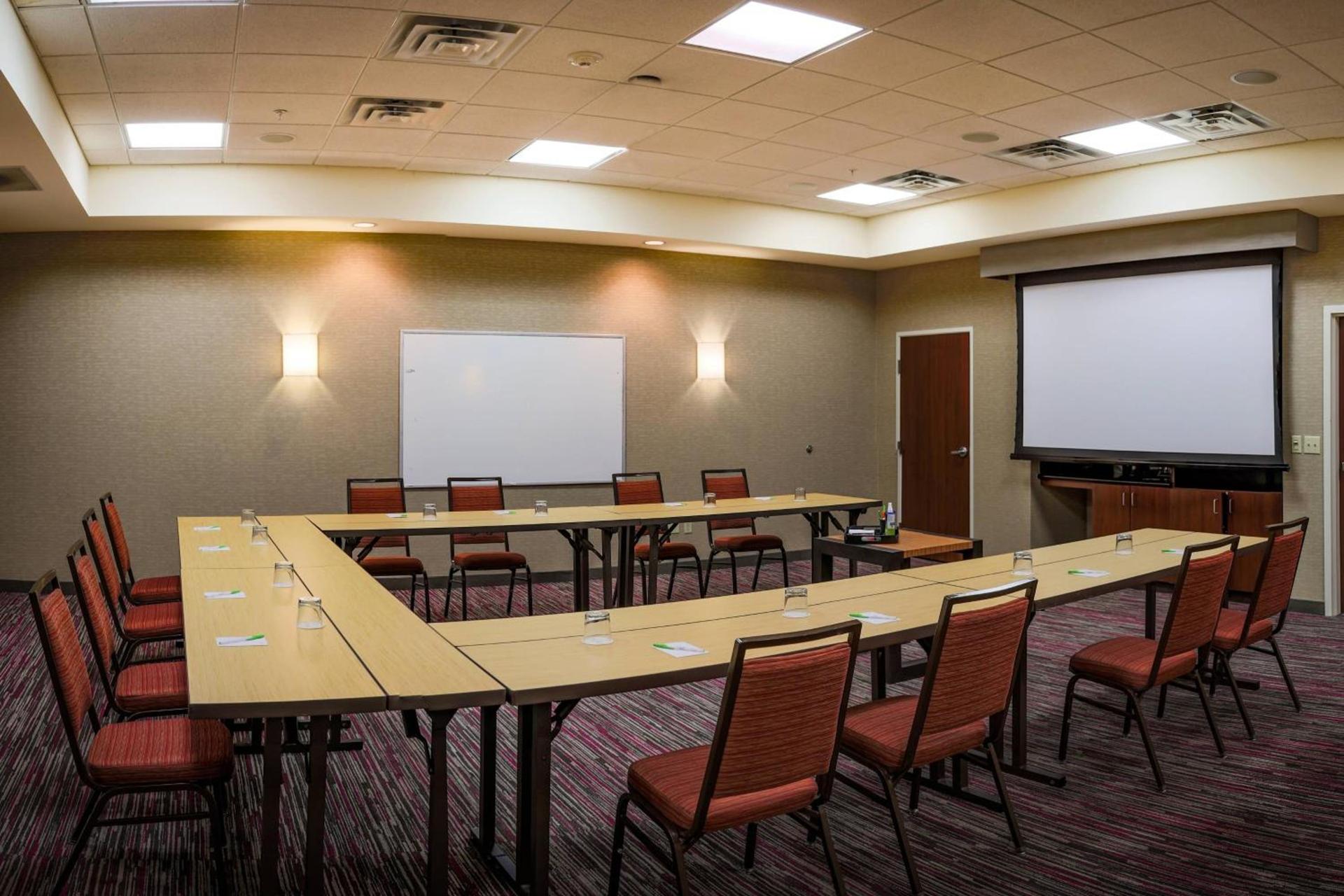 Courtyard by Marriott Norman photo 30