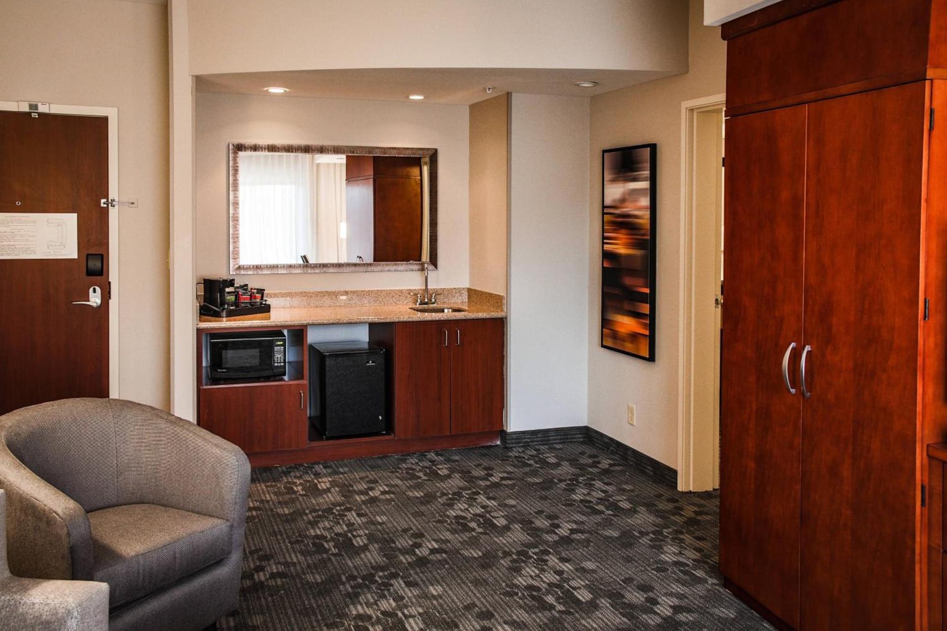 Courtyard by Marriott Norman photo 11
