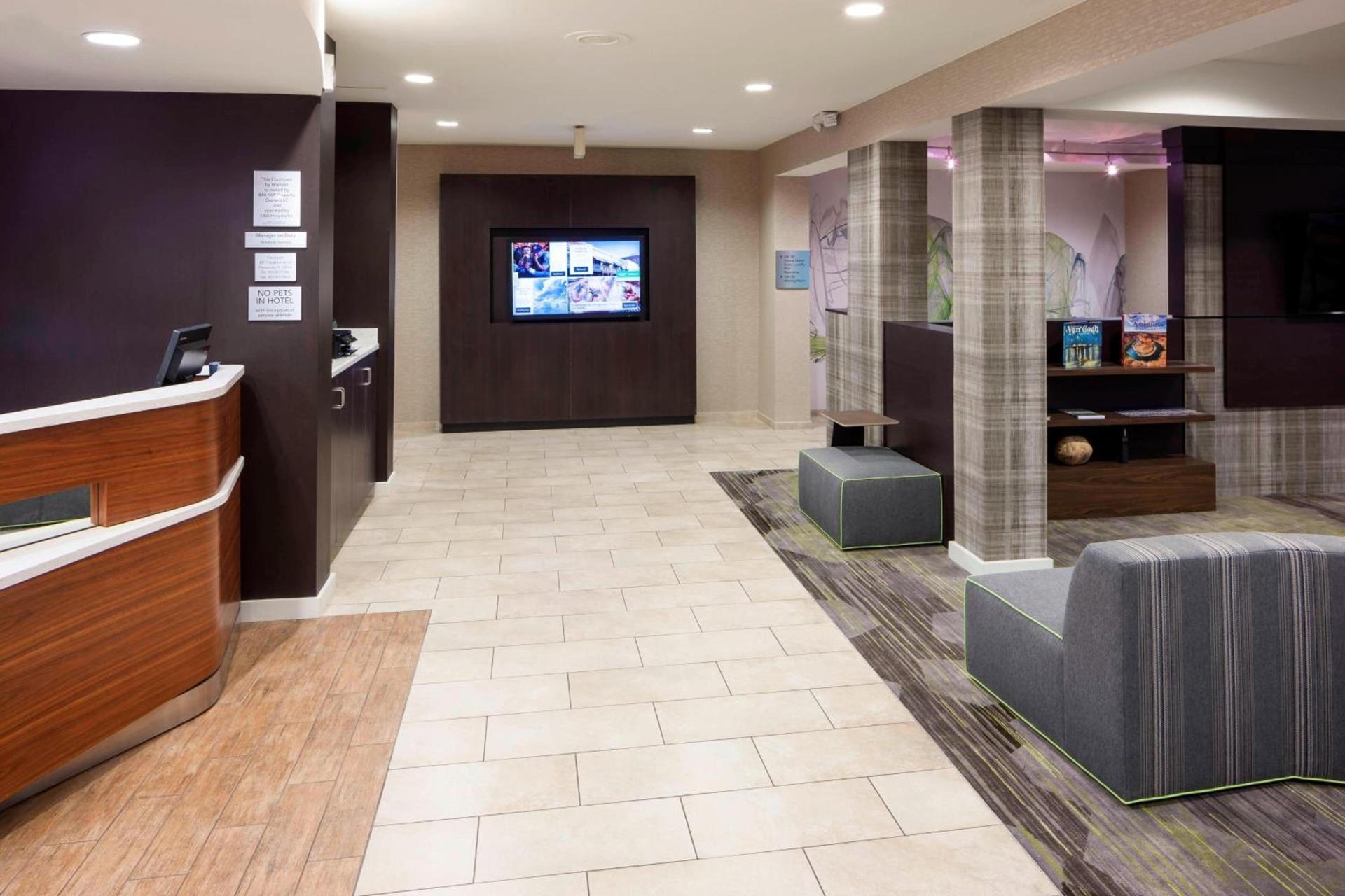 Courtyard by Marriott Pensacola photo 6