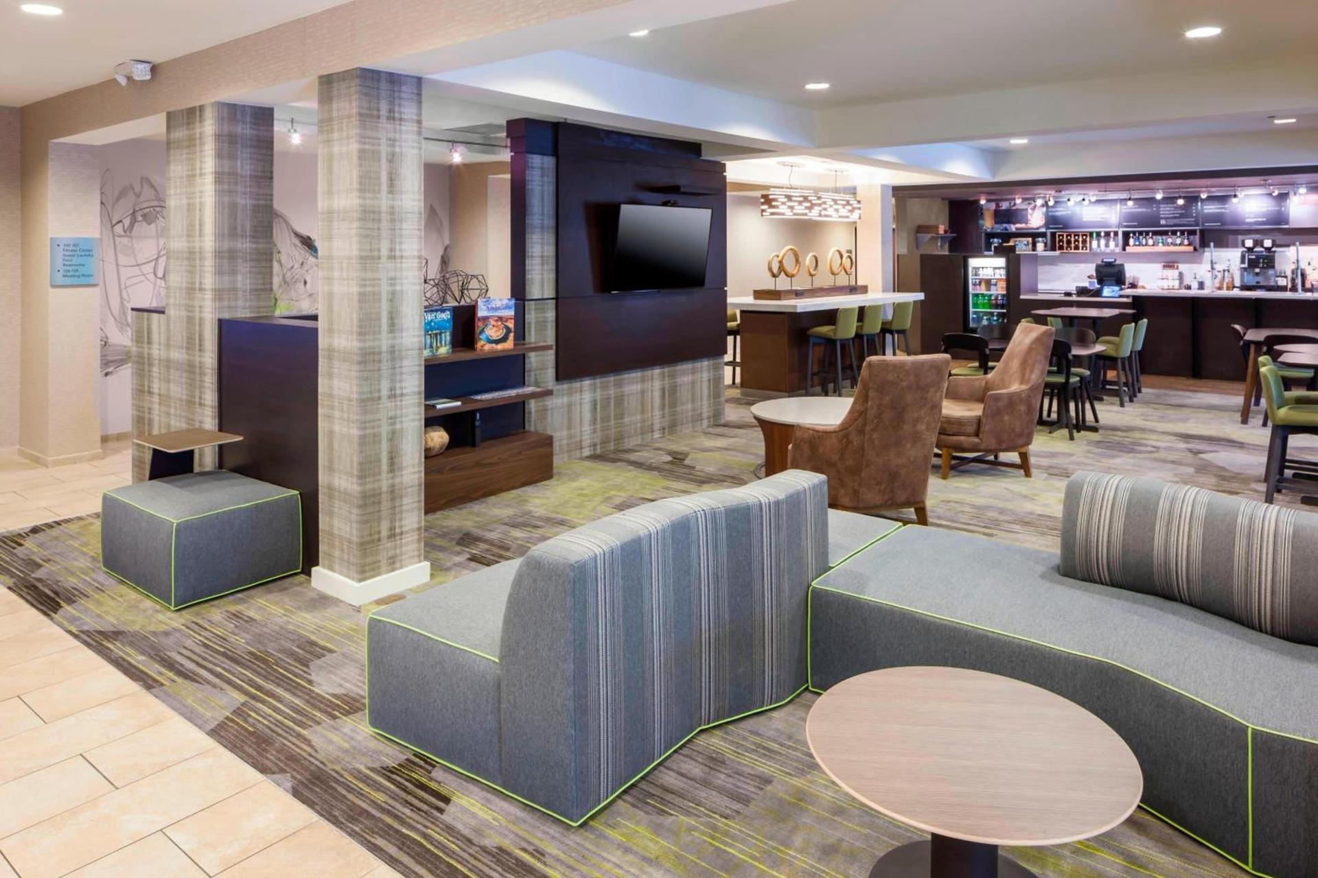 Courtyard by Marriott Pensacola photo 7