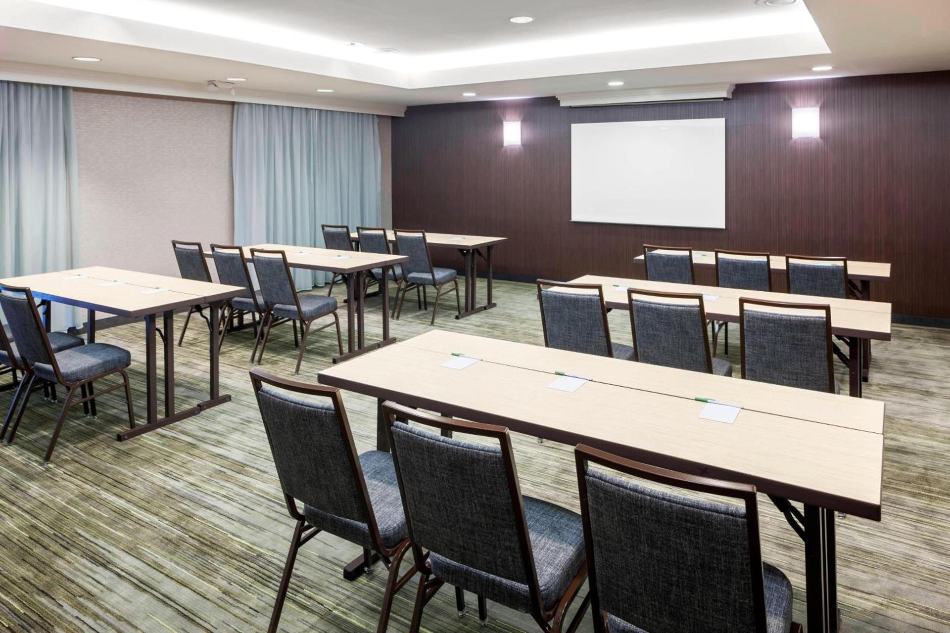 Courtyard by Marriott Pensacola photo 38