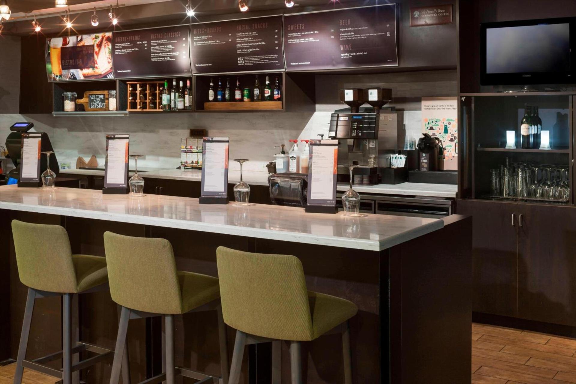 Courtyard by Marriott Pensacola photo 28